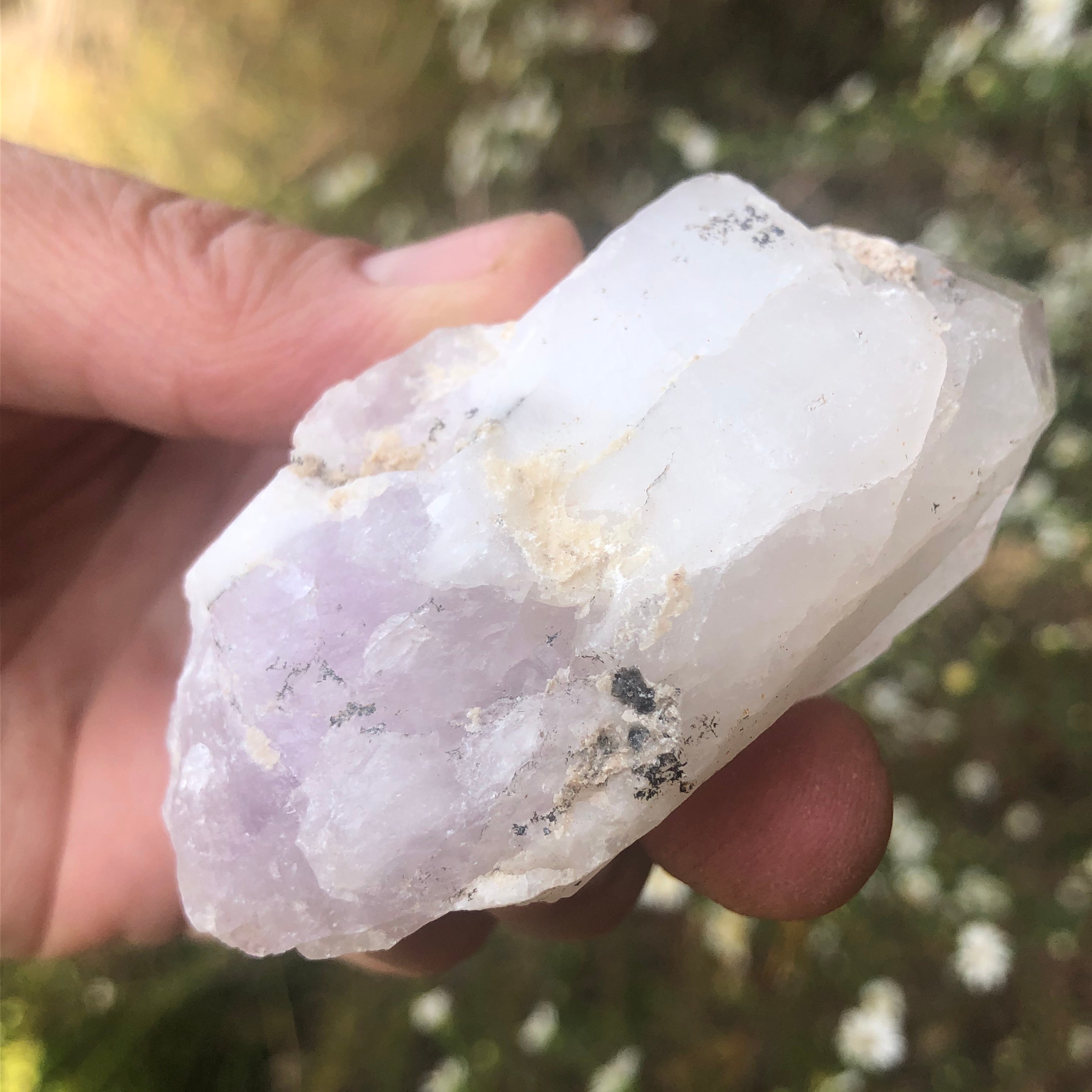 Goboboseb Glowing Amethyst - 028
