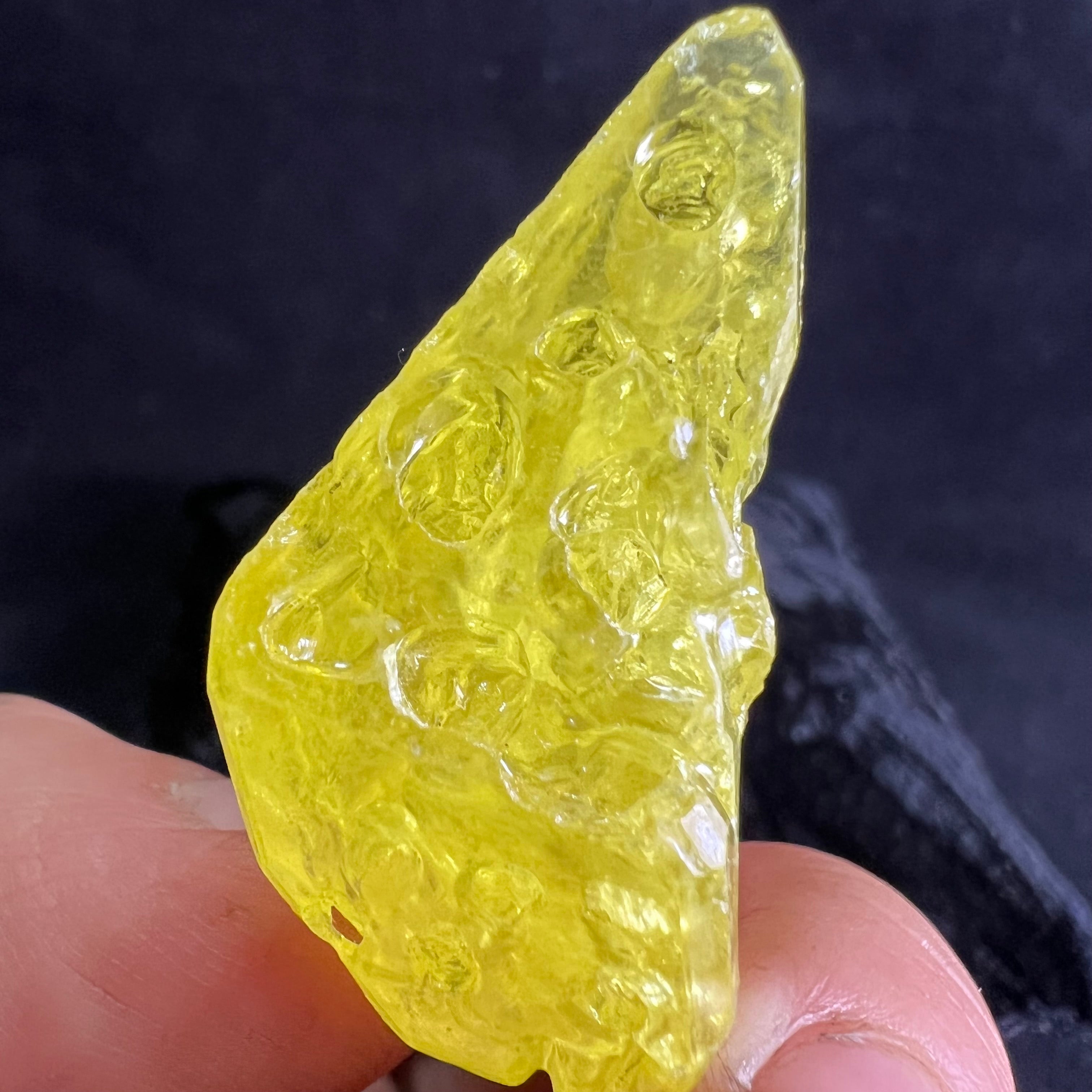 Sulfur Whole Crystal 046