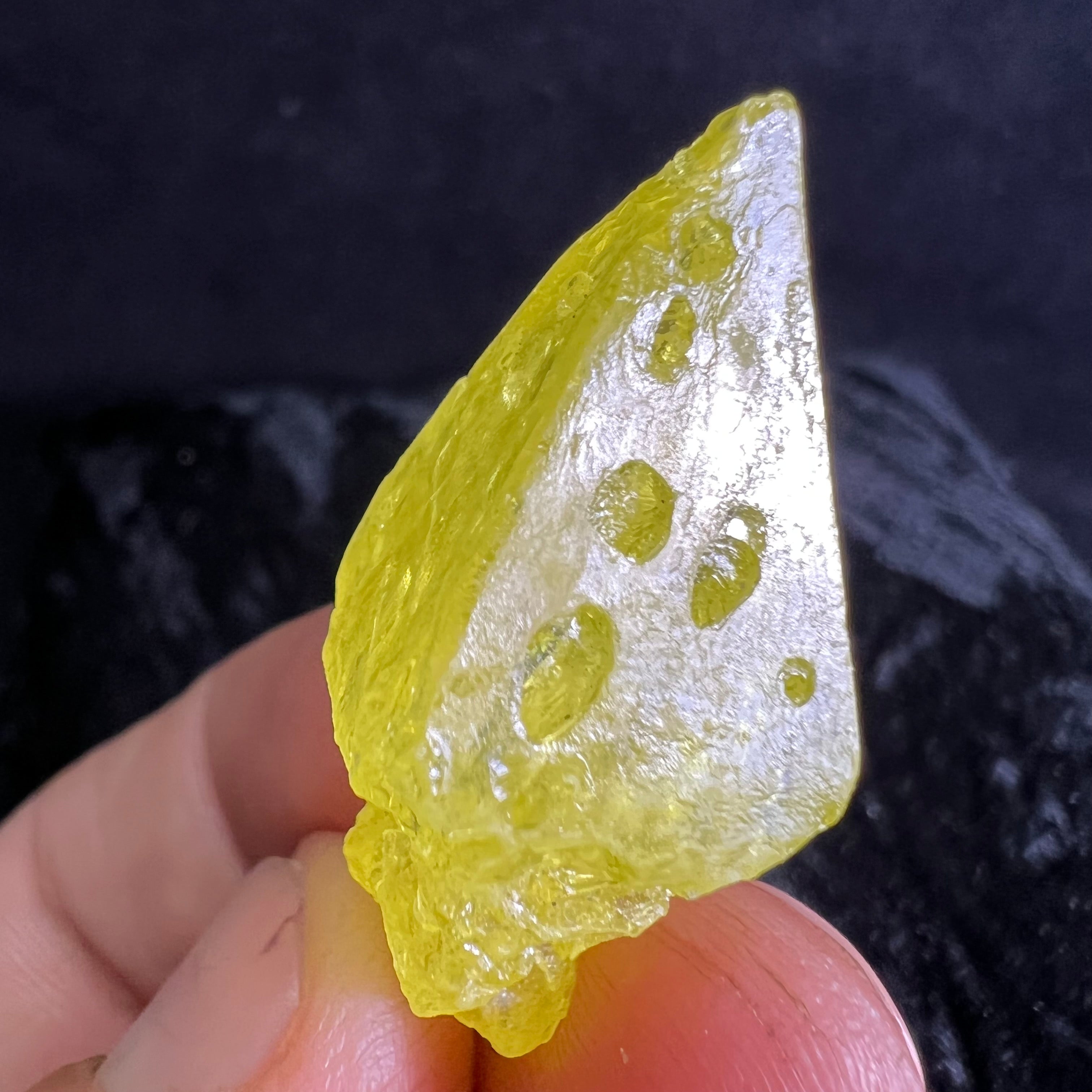 Sulfur Whole Crystal 051
