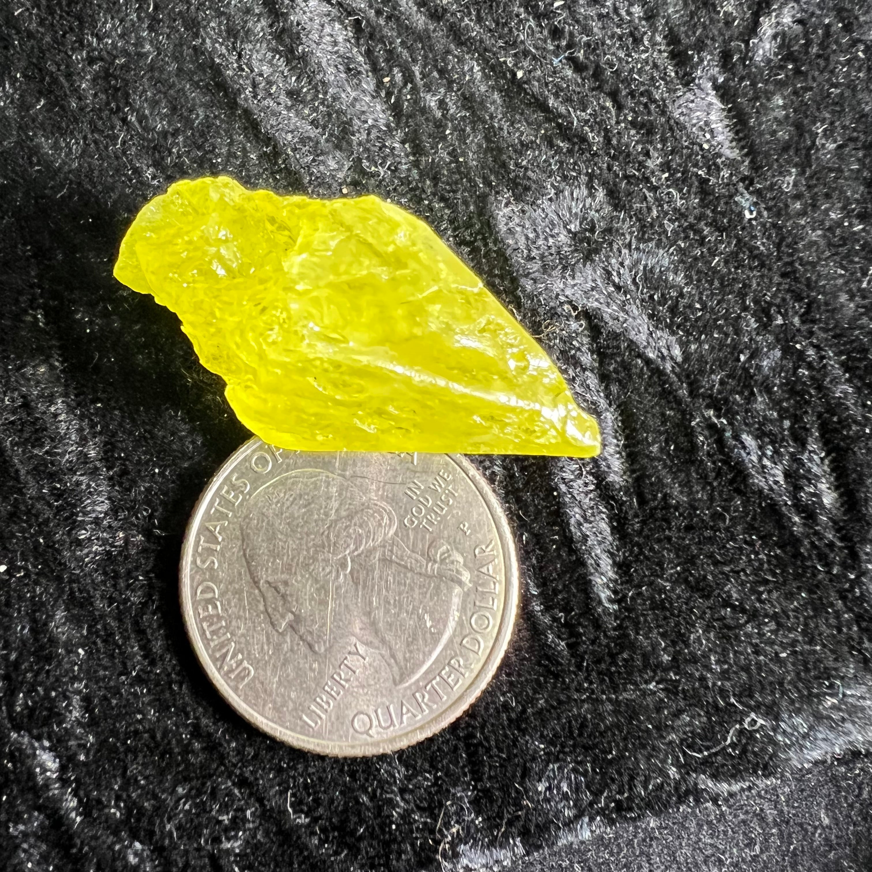 Sulfur Whole Crystal 051