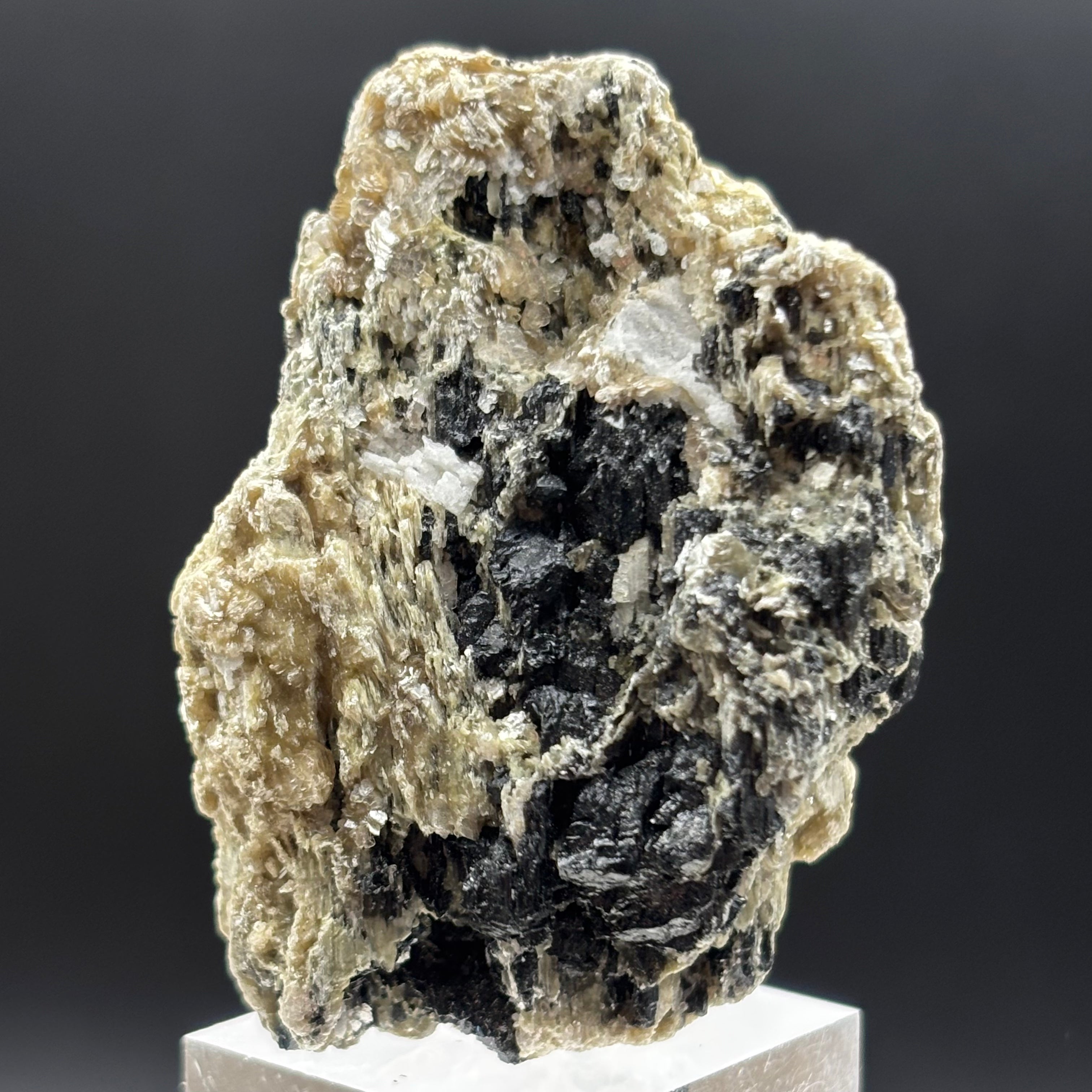 Green Gold Mica - 054