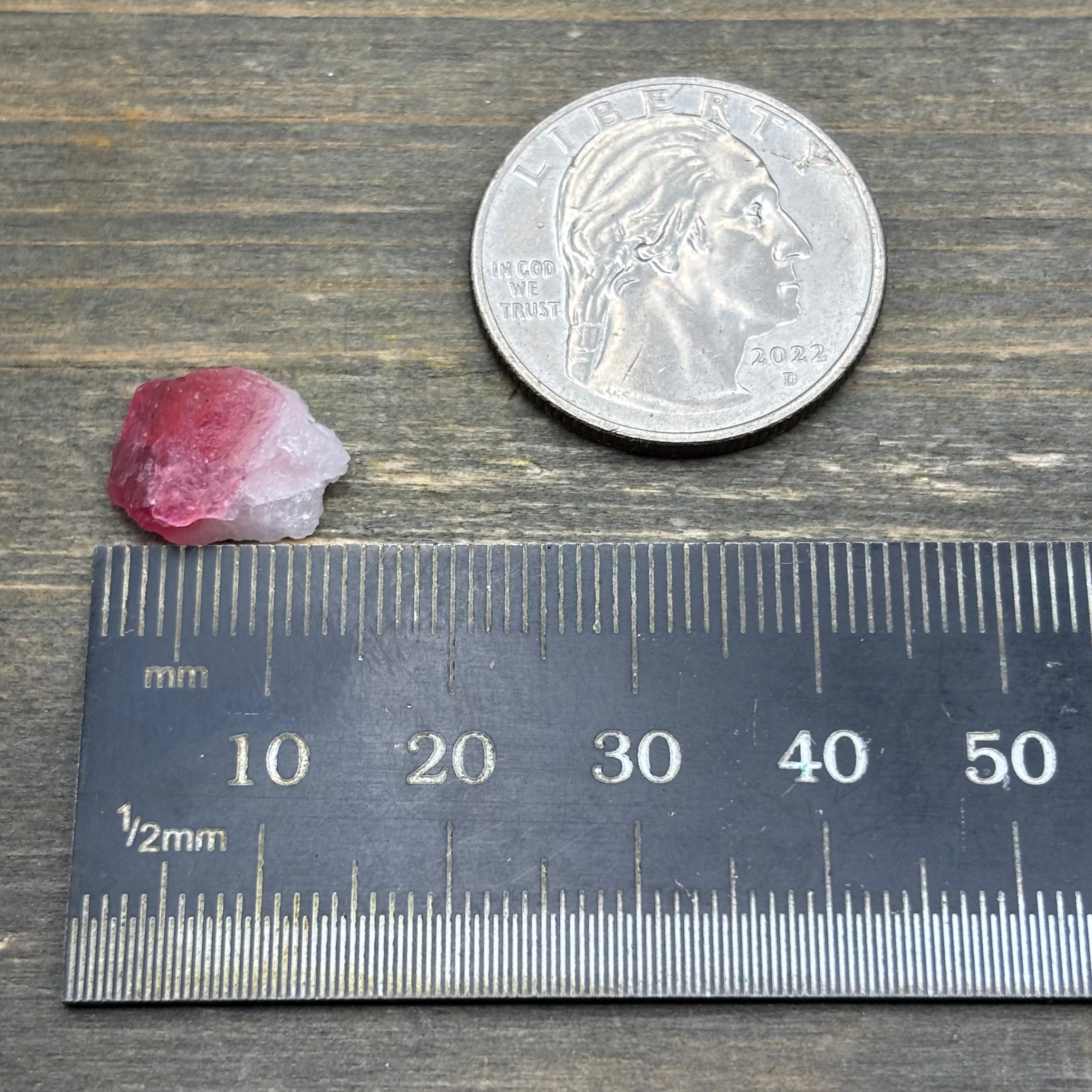 Raspberry Beryl (Pezzottaite) - 080