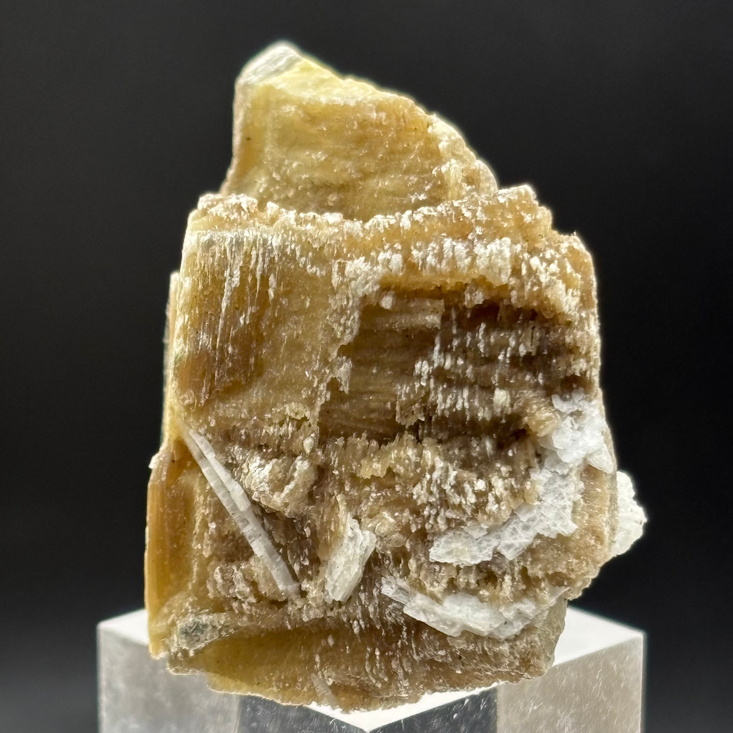 Green Gold Mica - 071