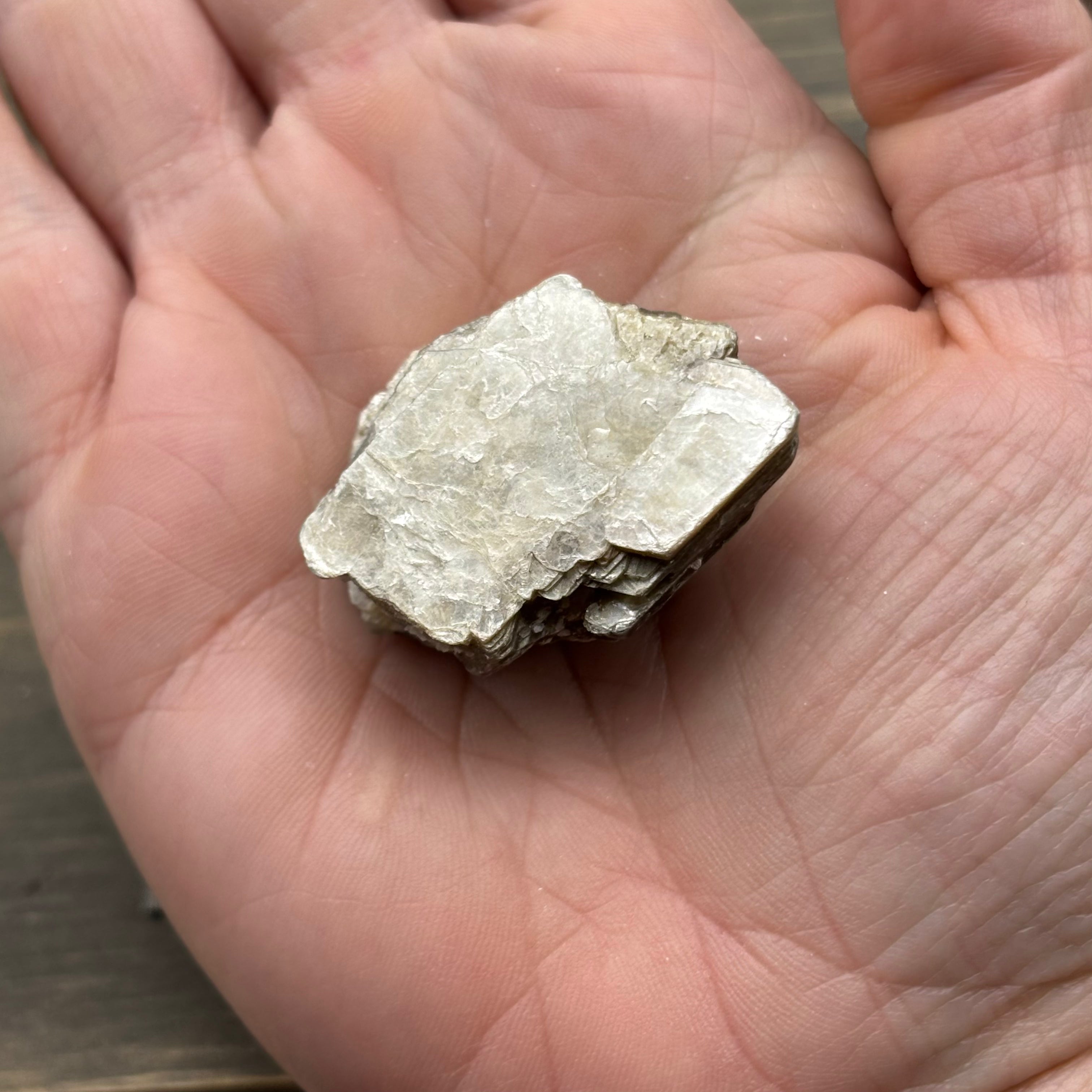 Green Gold Mica - 077