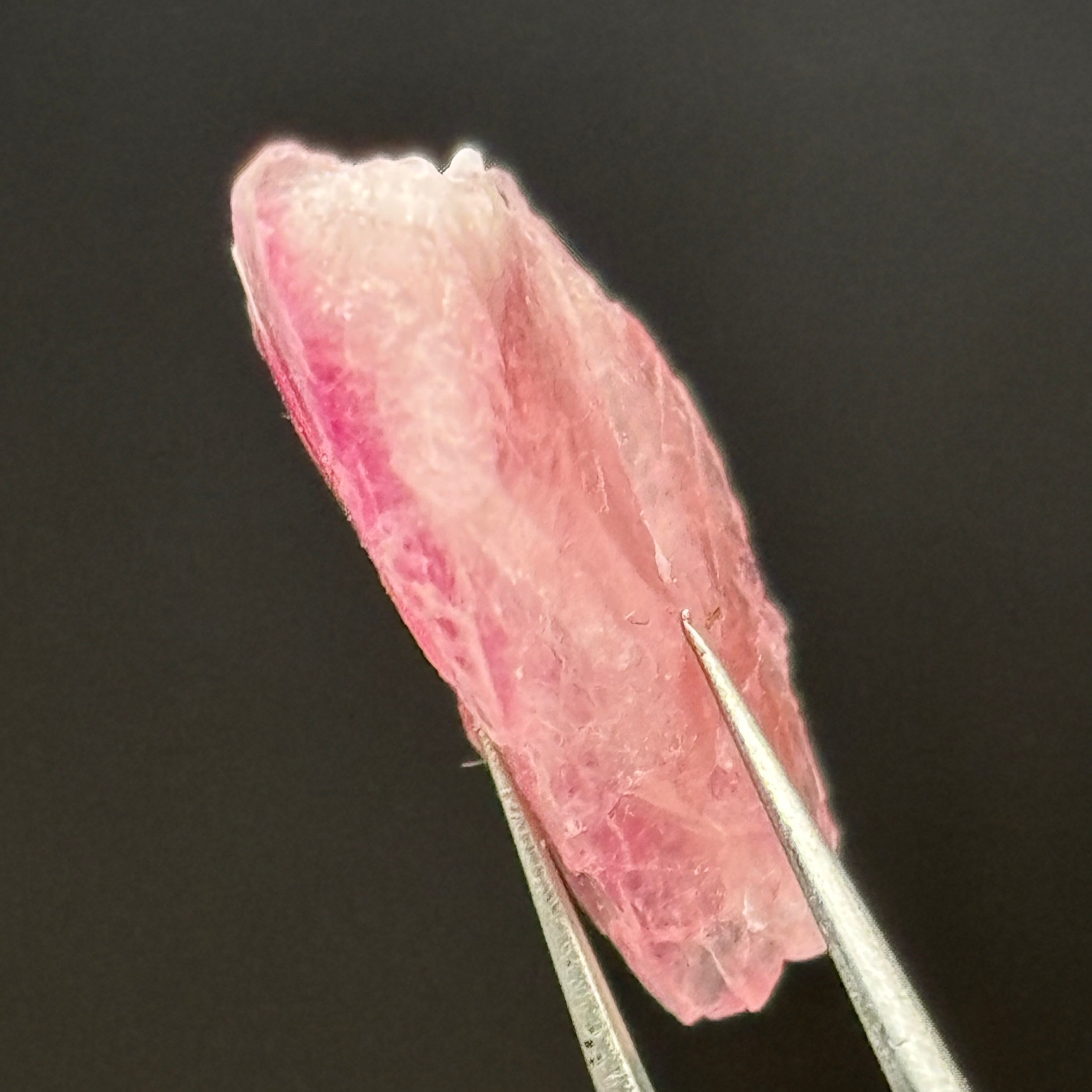 Raspberry Beryl (Pezzottaite) - 092