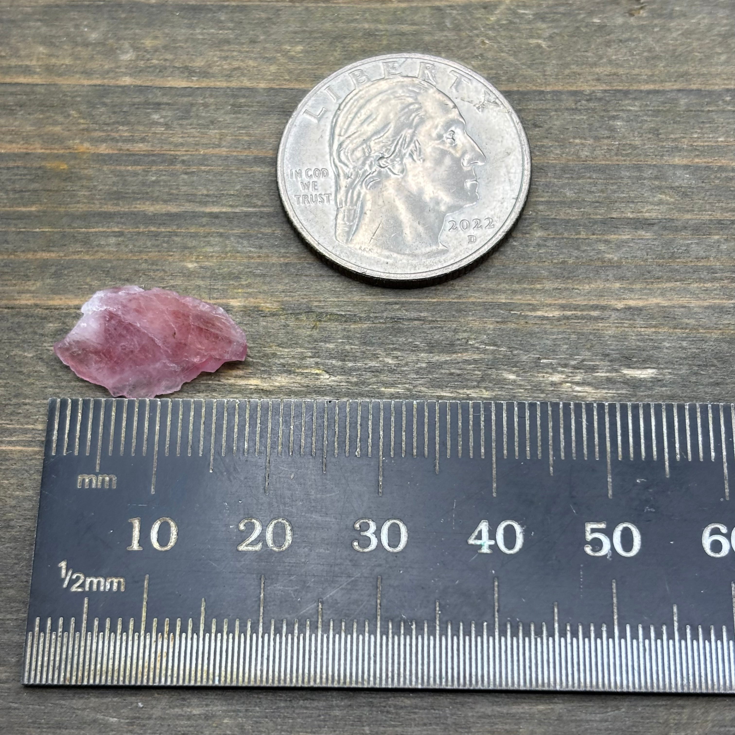 Raspberry Beryl (Pezzottaite) - 092
