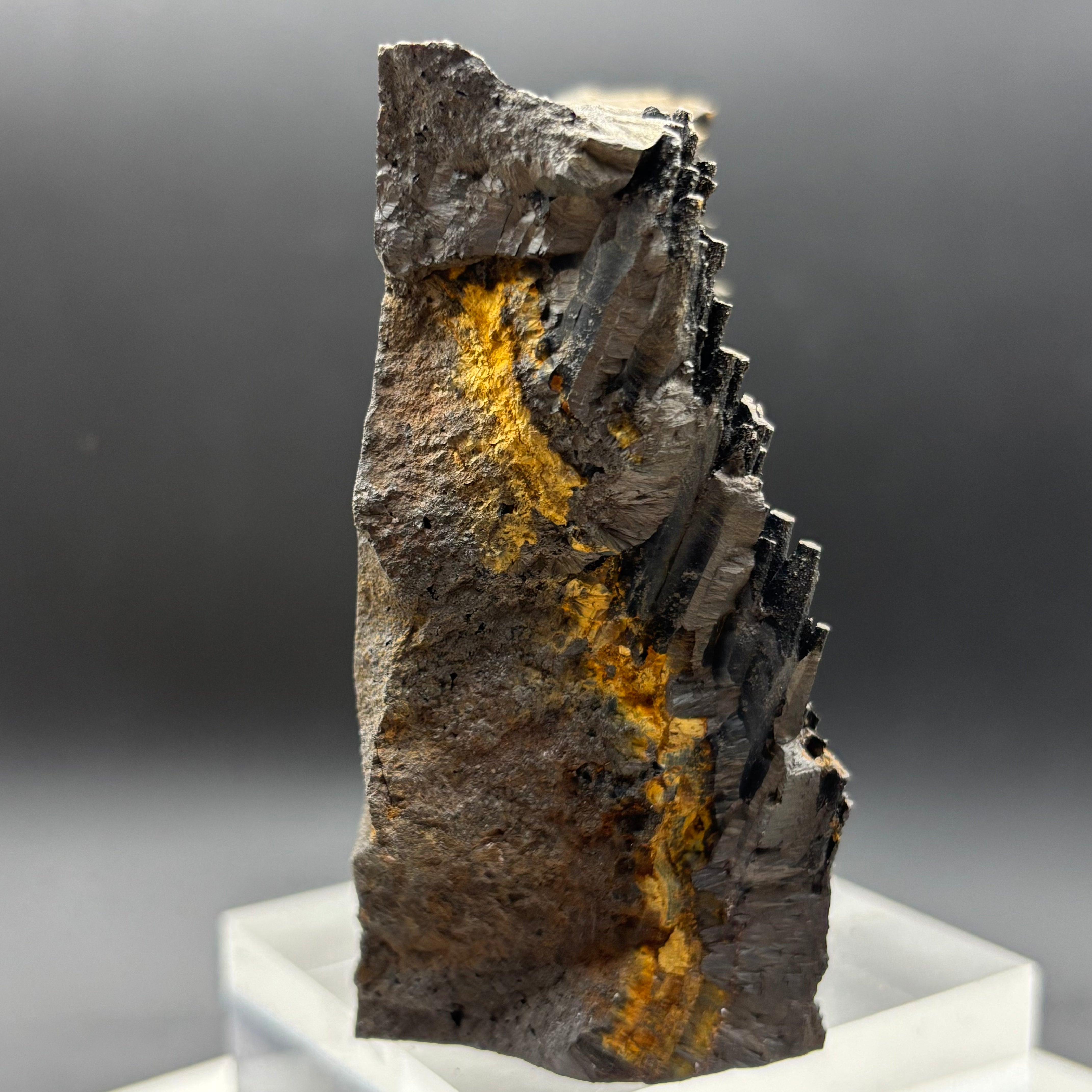 Golden Hematite - 038