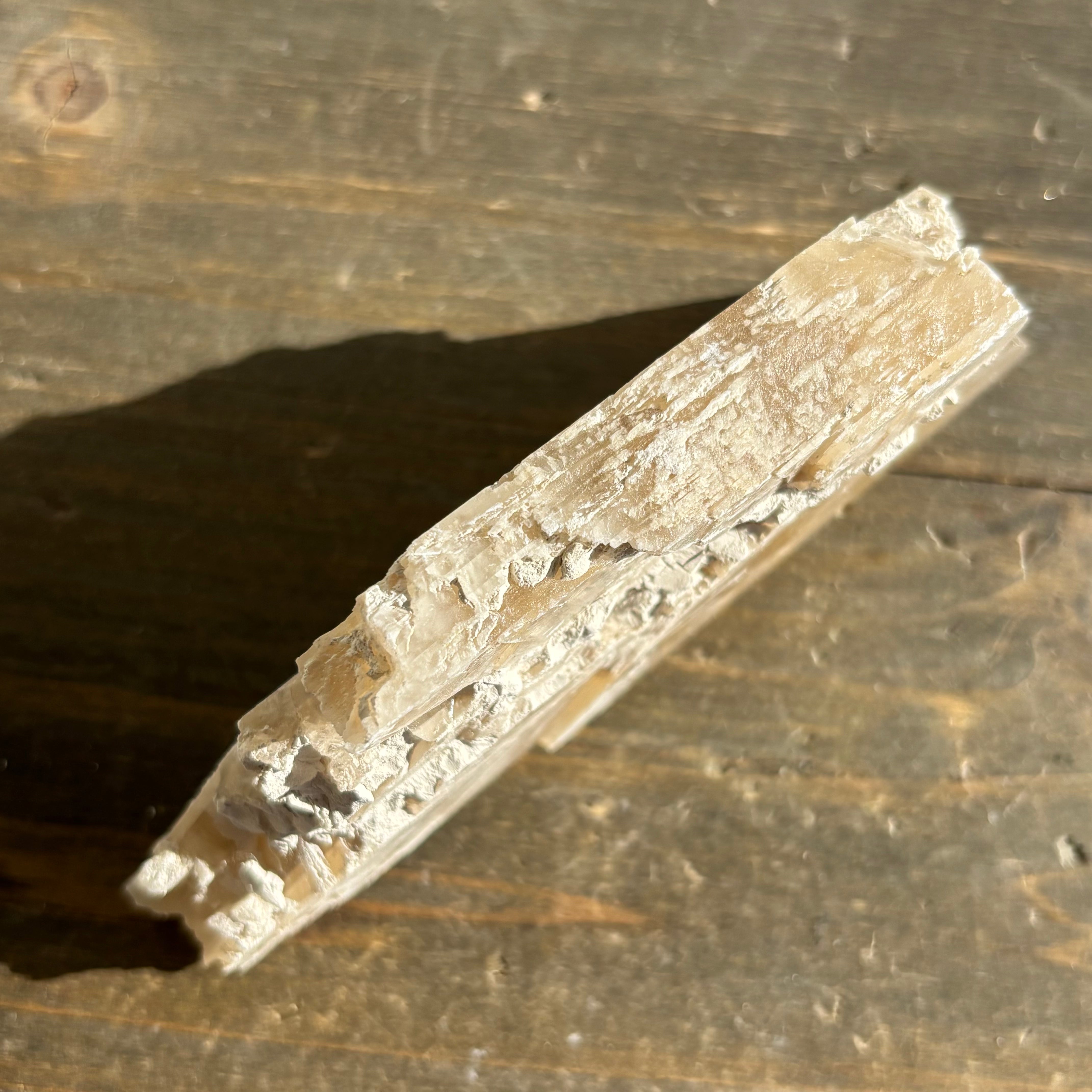 Champagne Selenite - 017