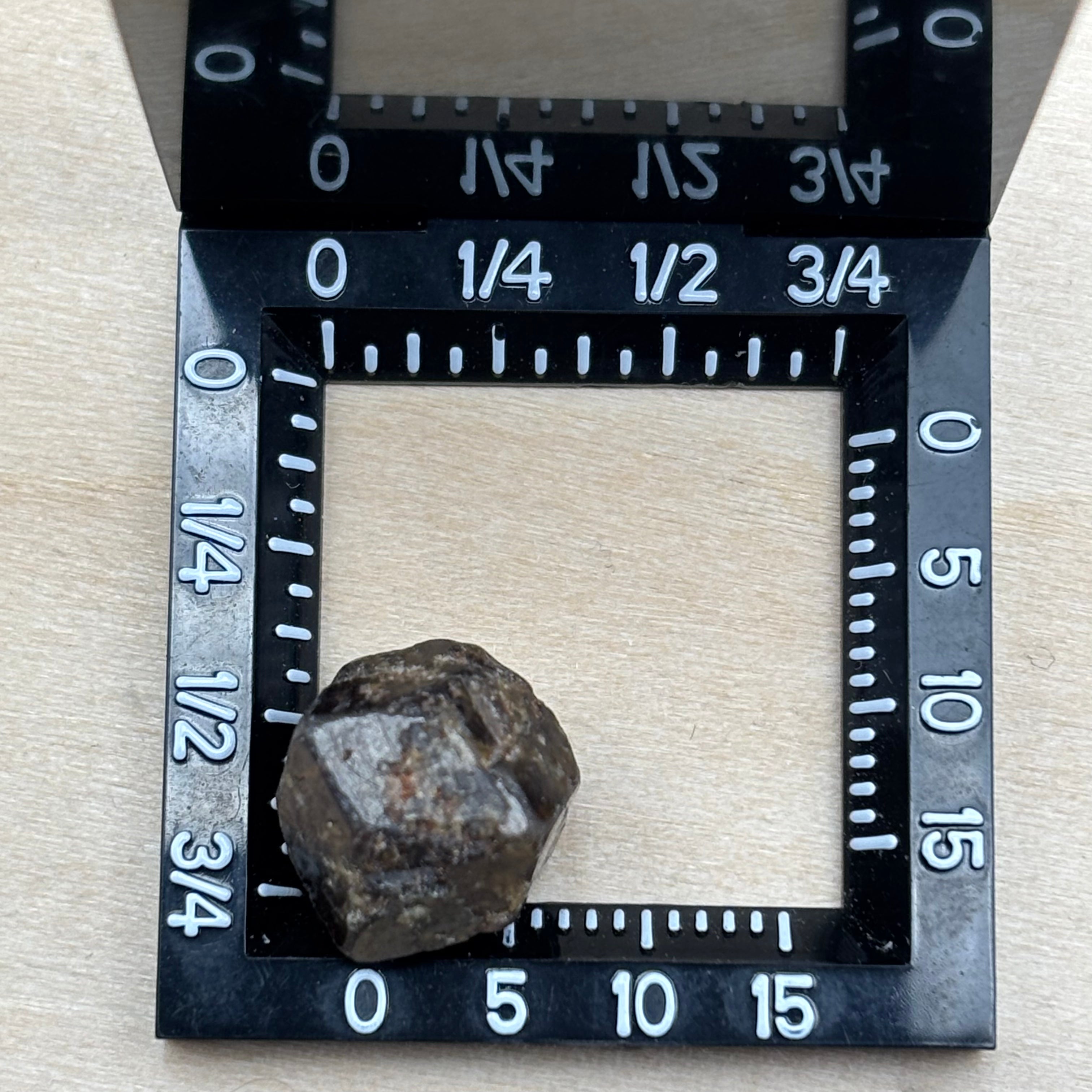 Garnet, Mali, Grade A - 067