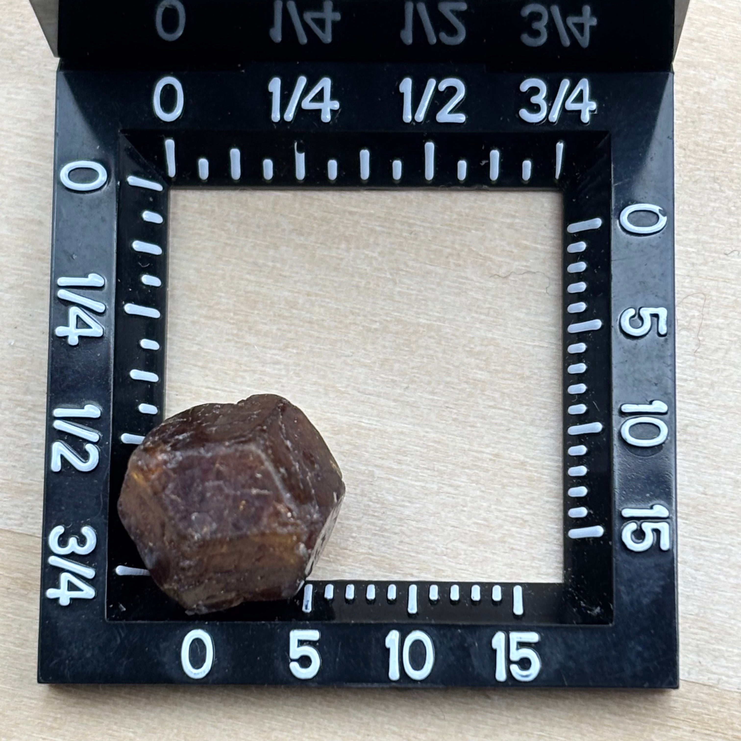 Garnet, Mali, Grade A - 072