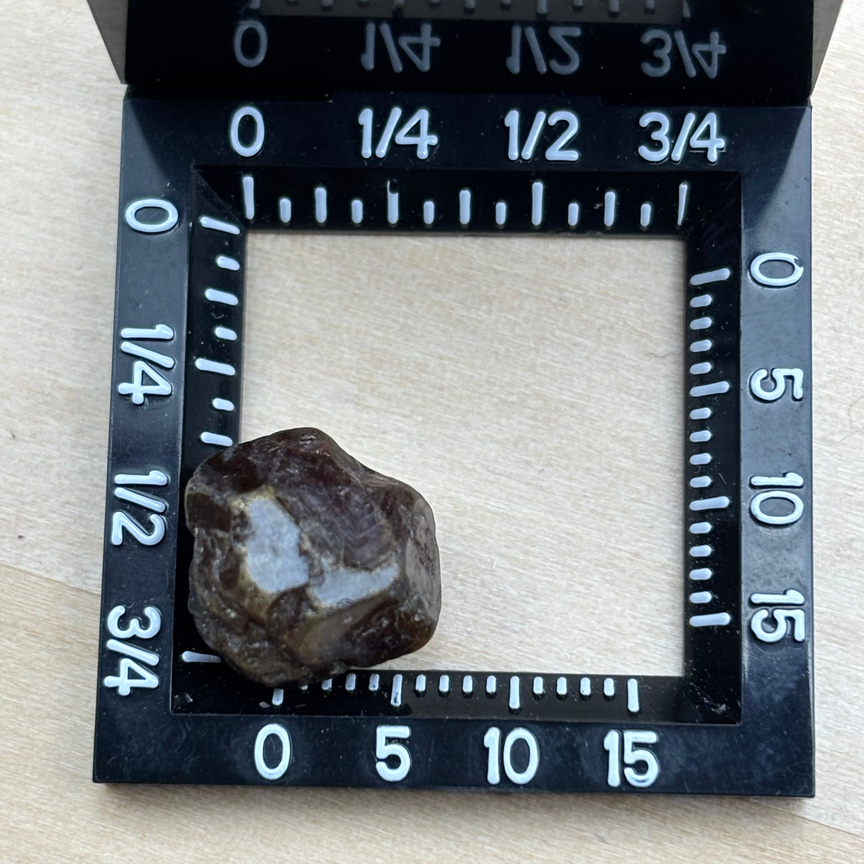 Garnet, Mali, Grade A - 075