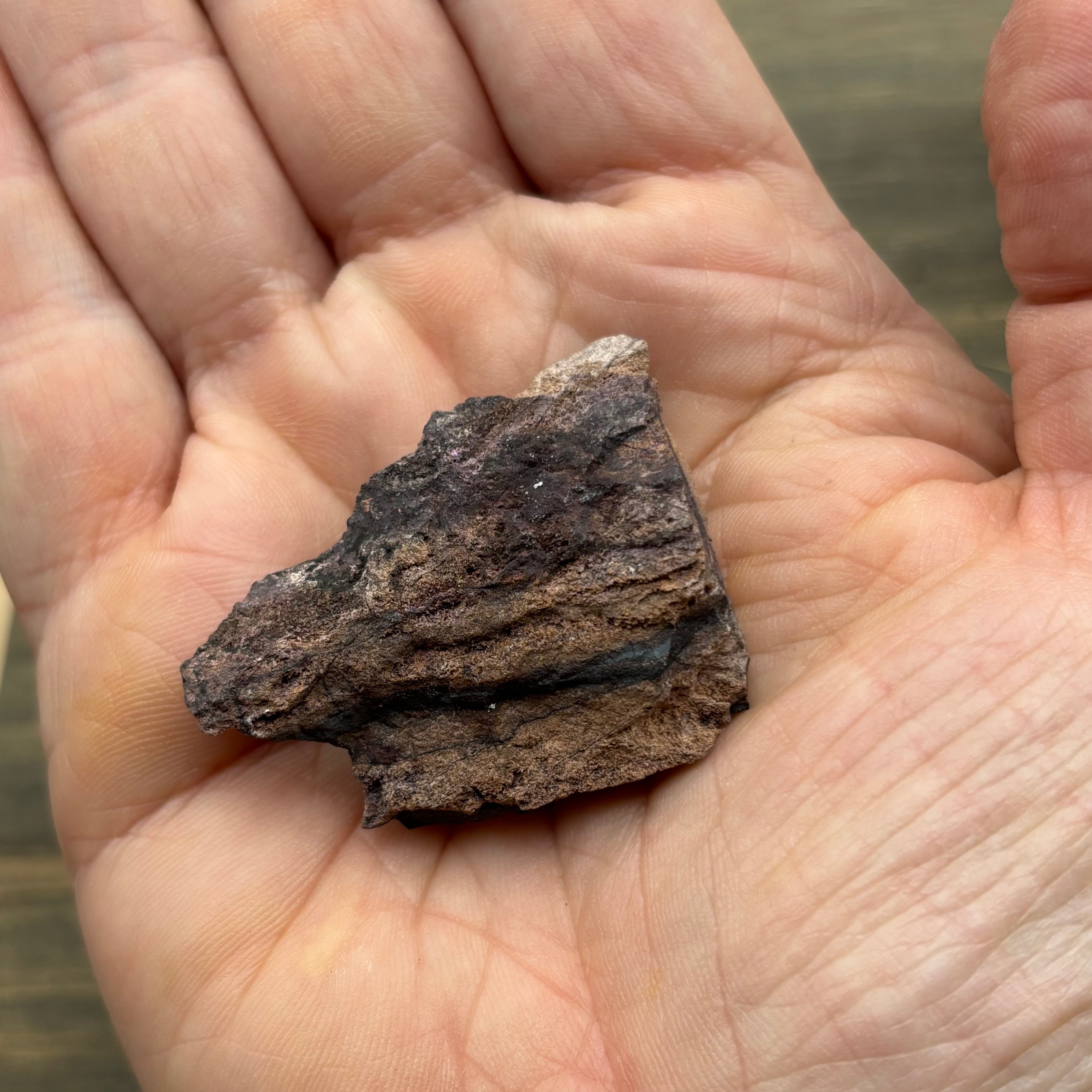 Crystallized Sugilite - 018