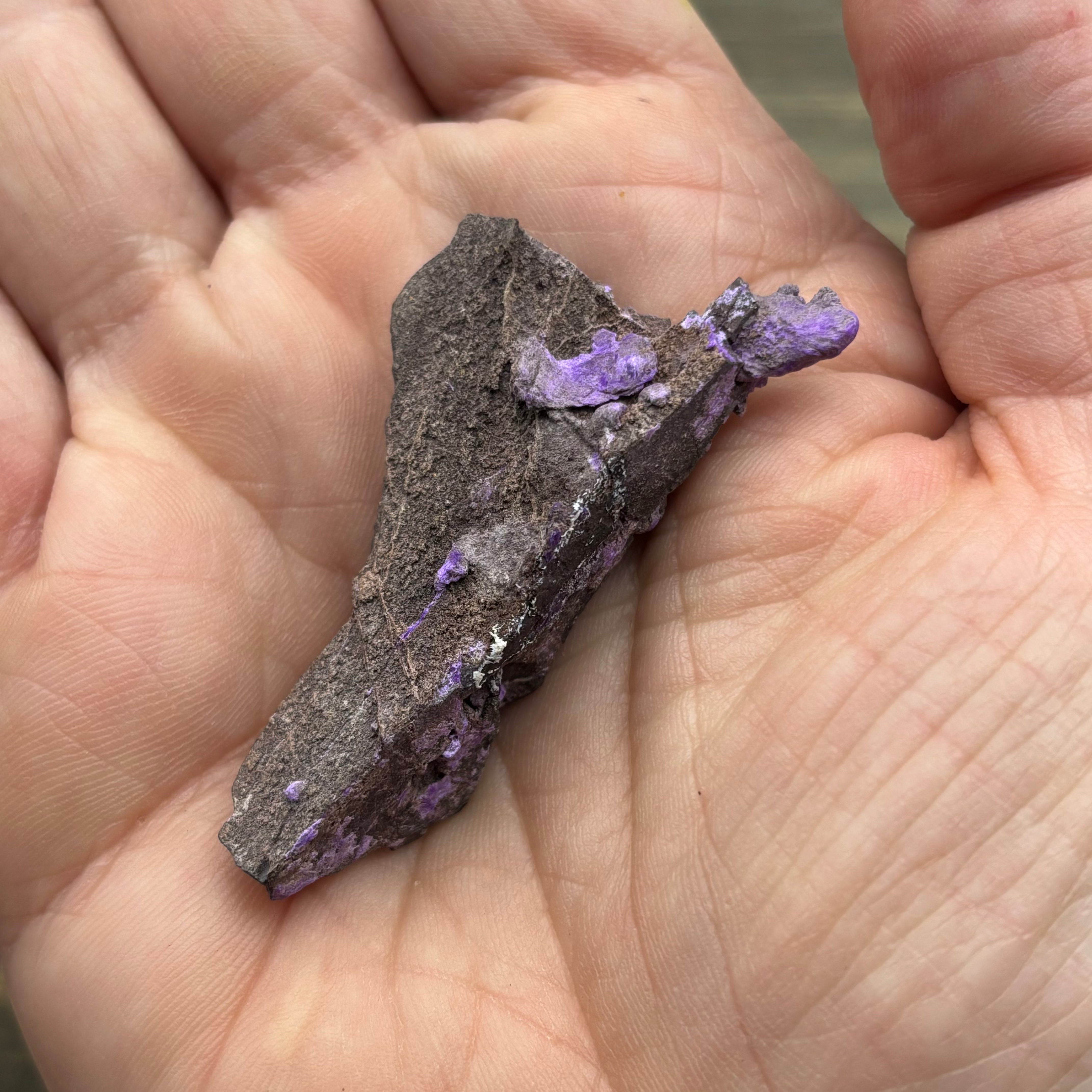 Crystallized Sugilite - 040