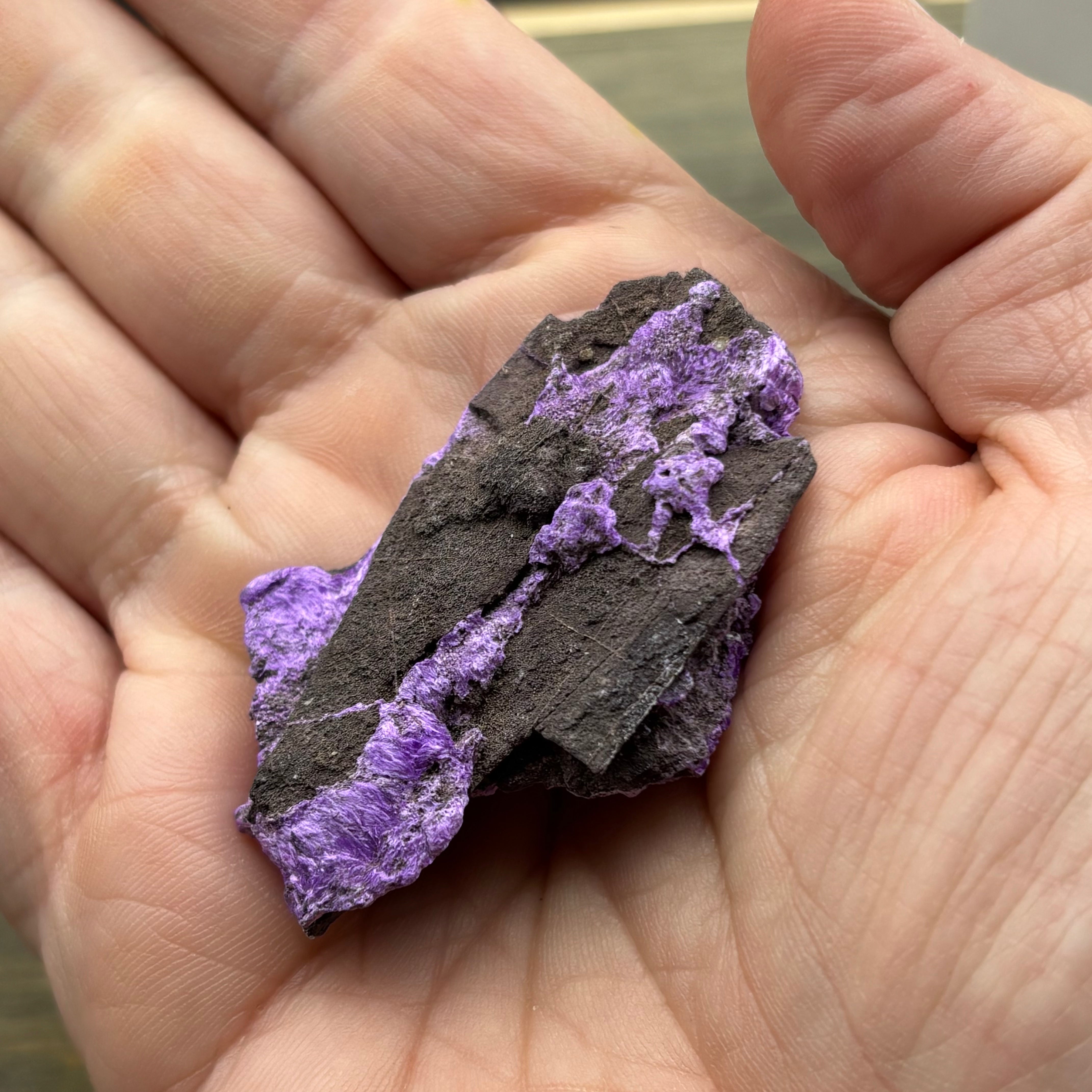 Crystallized Sugilite - 041