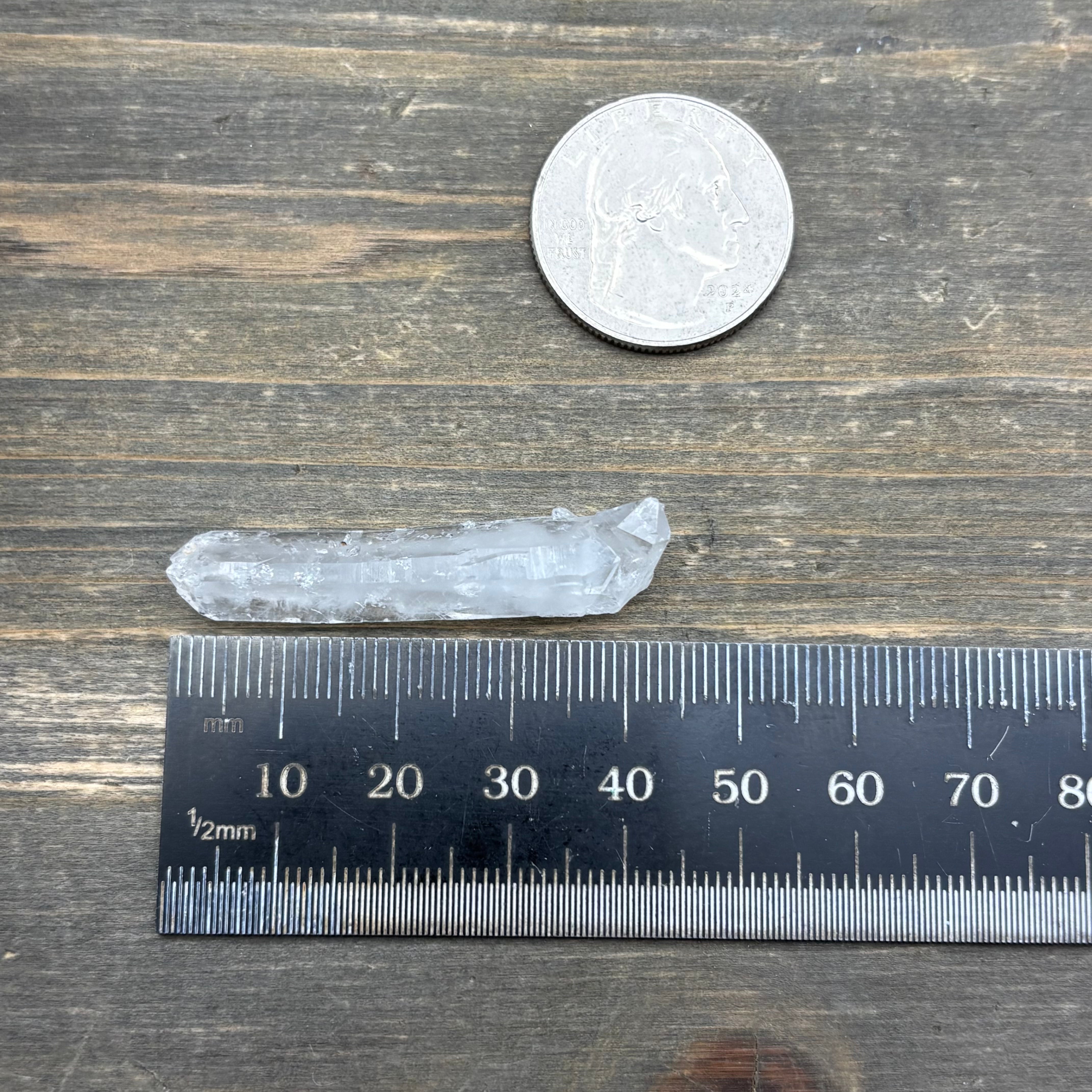 Highly Transparent Faden Quartz - 147