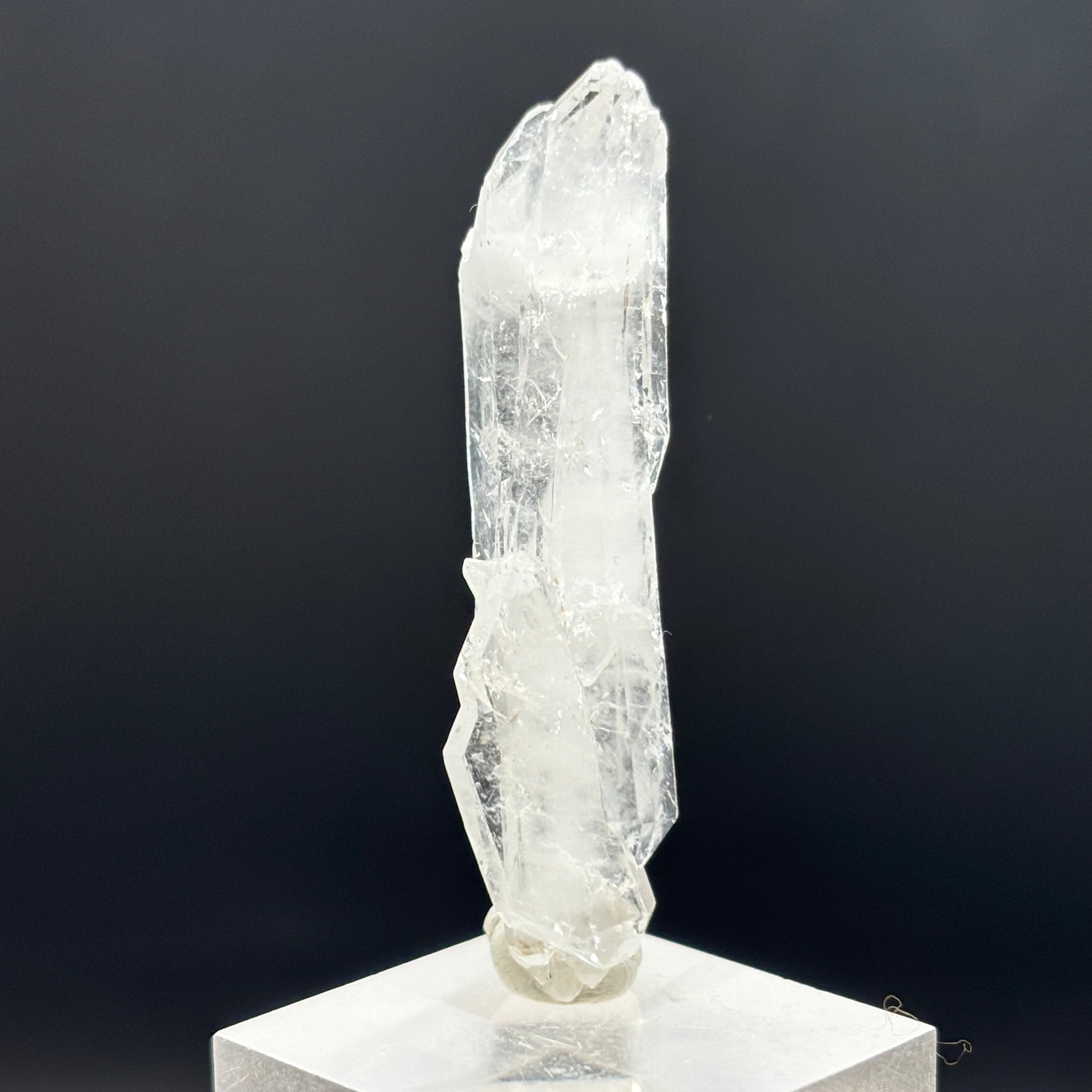 HIghly Transparent Faden Quartz - 151