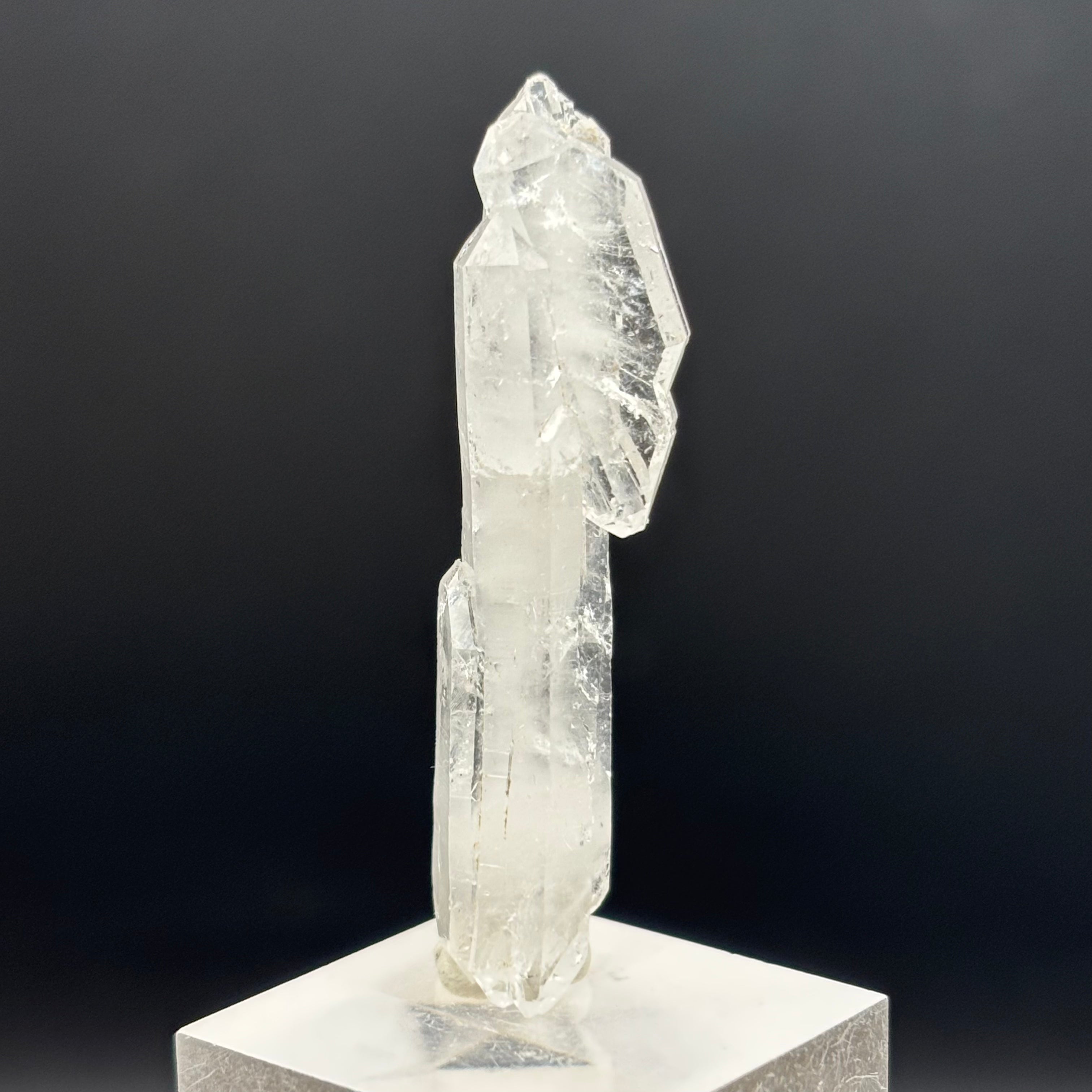 HIghly Transparent Faden Quartz - 151