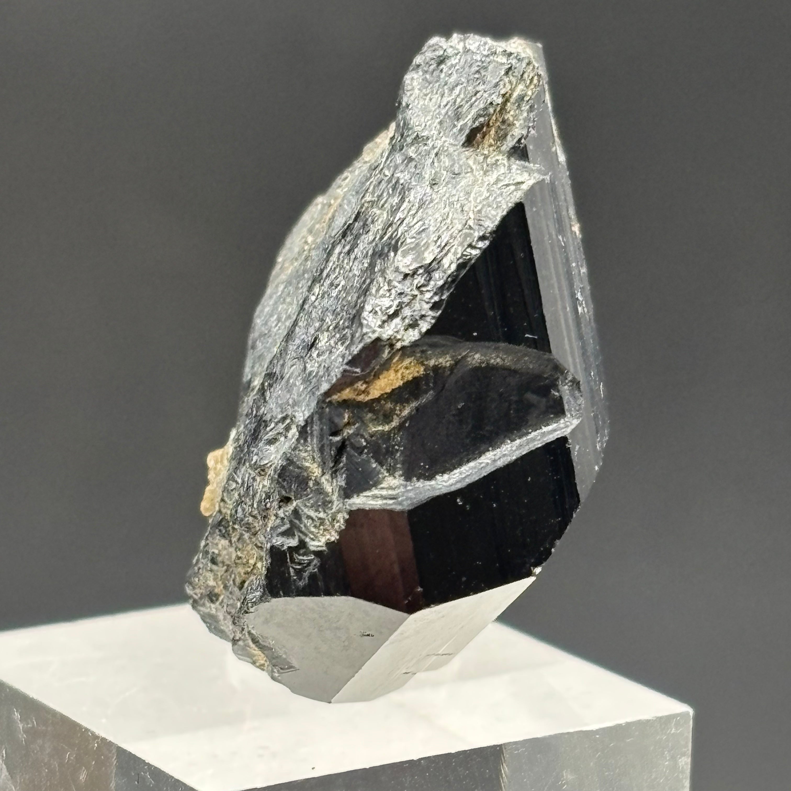 Black Tourmaline, Erongo Mountain - 207