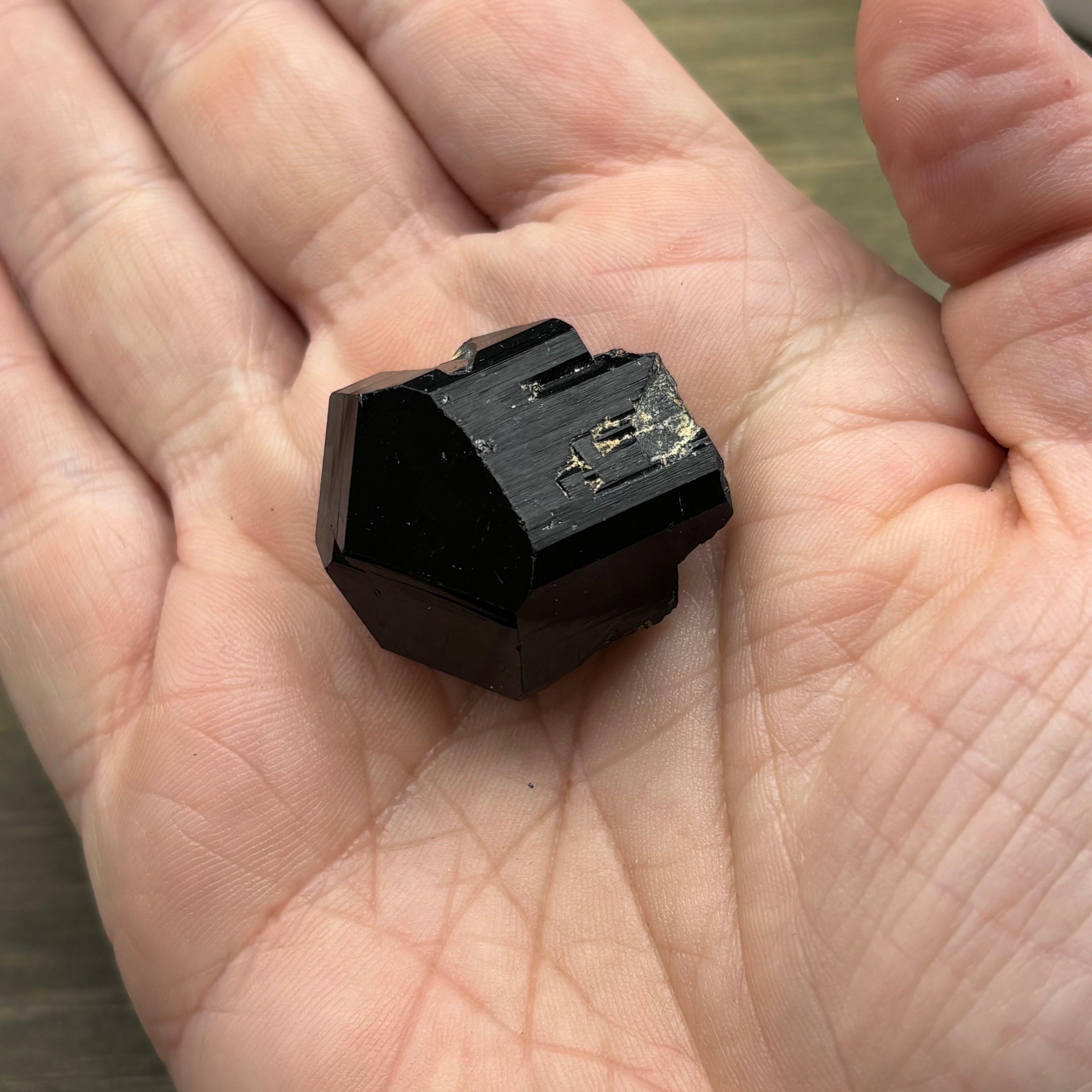 Black Tourmaline, Erongo Mountain - 207