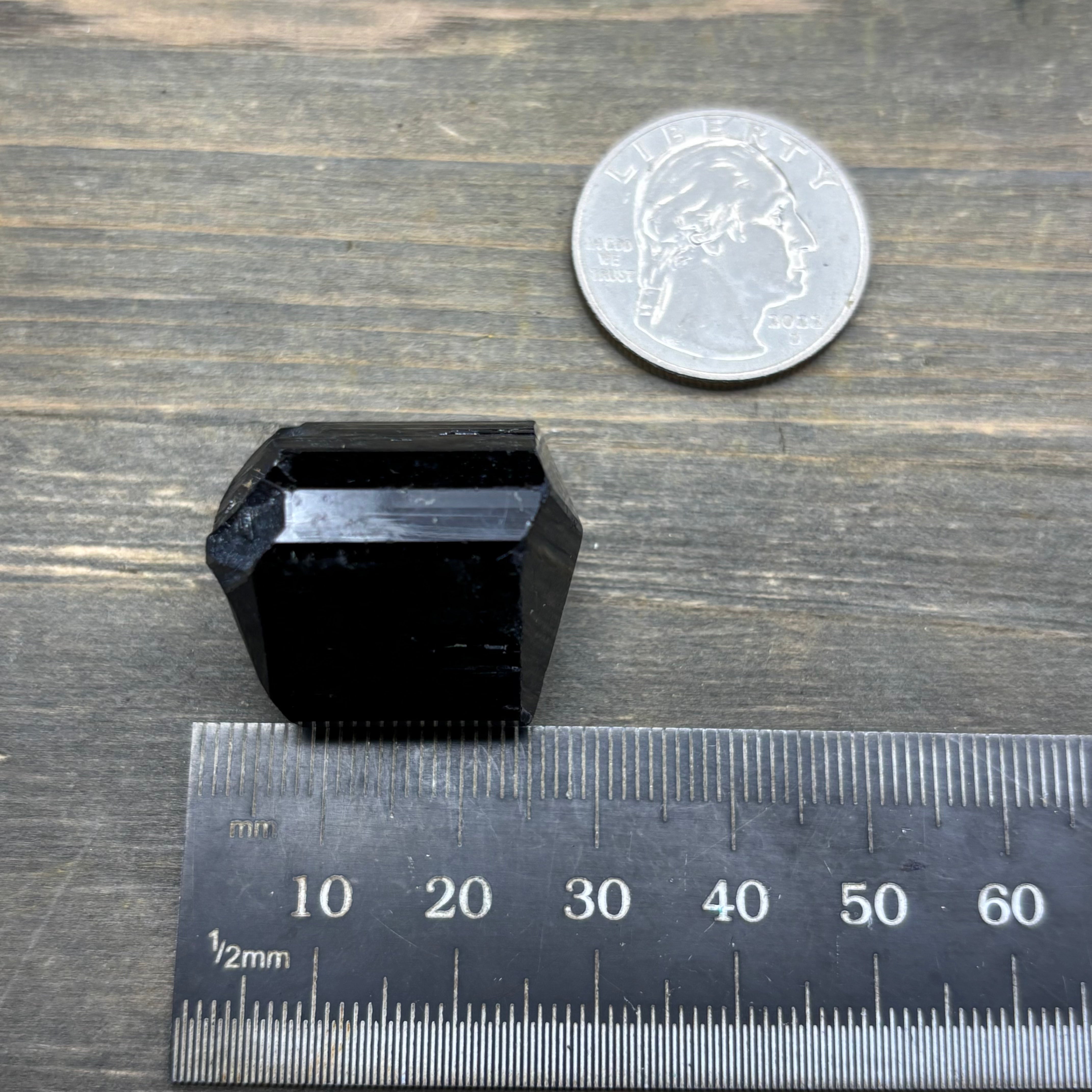 Black Tourmaline, Erongo Mountain - 208