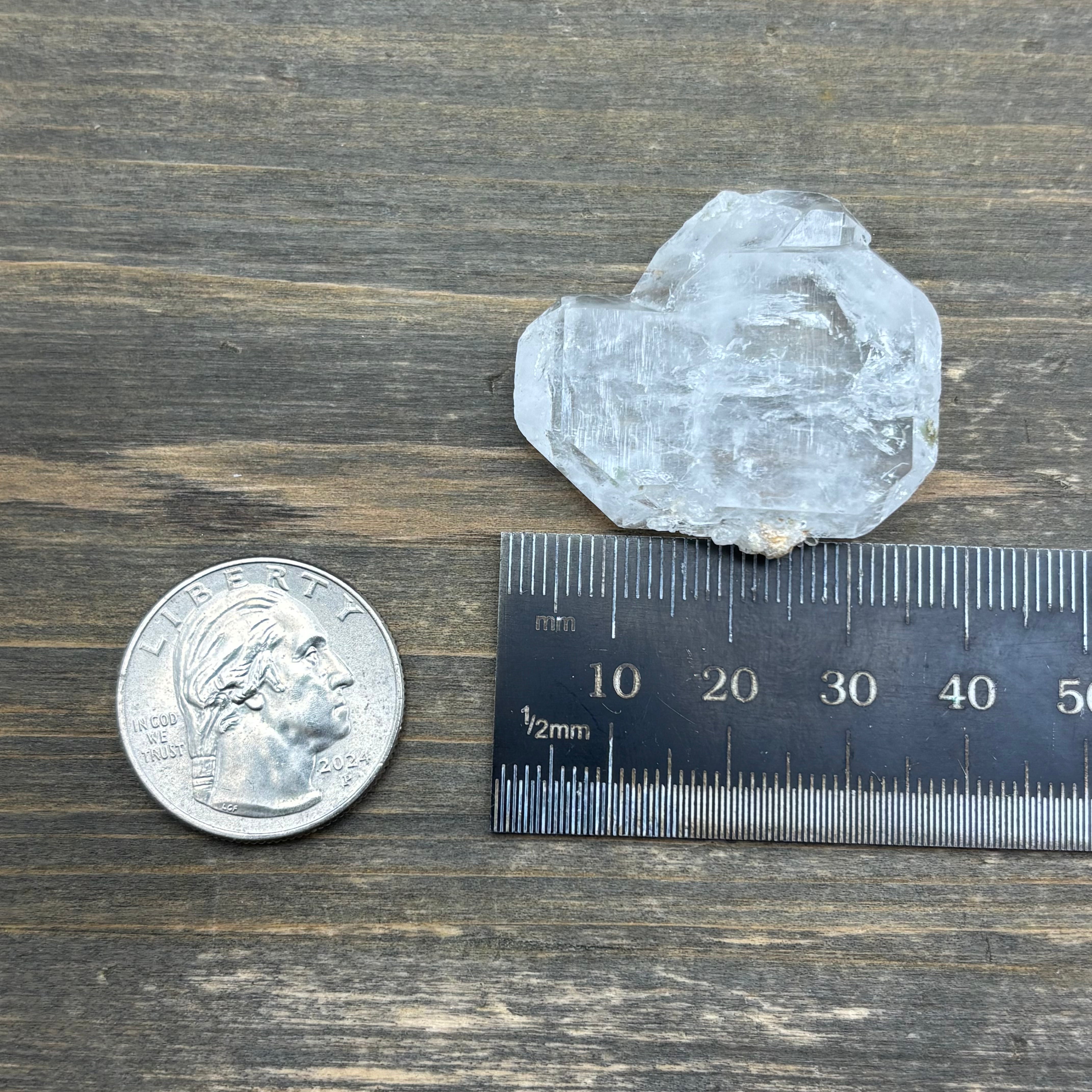 Highly Transparent Faden Quartz - 166