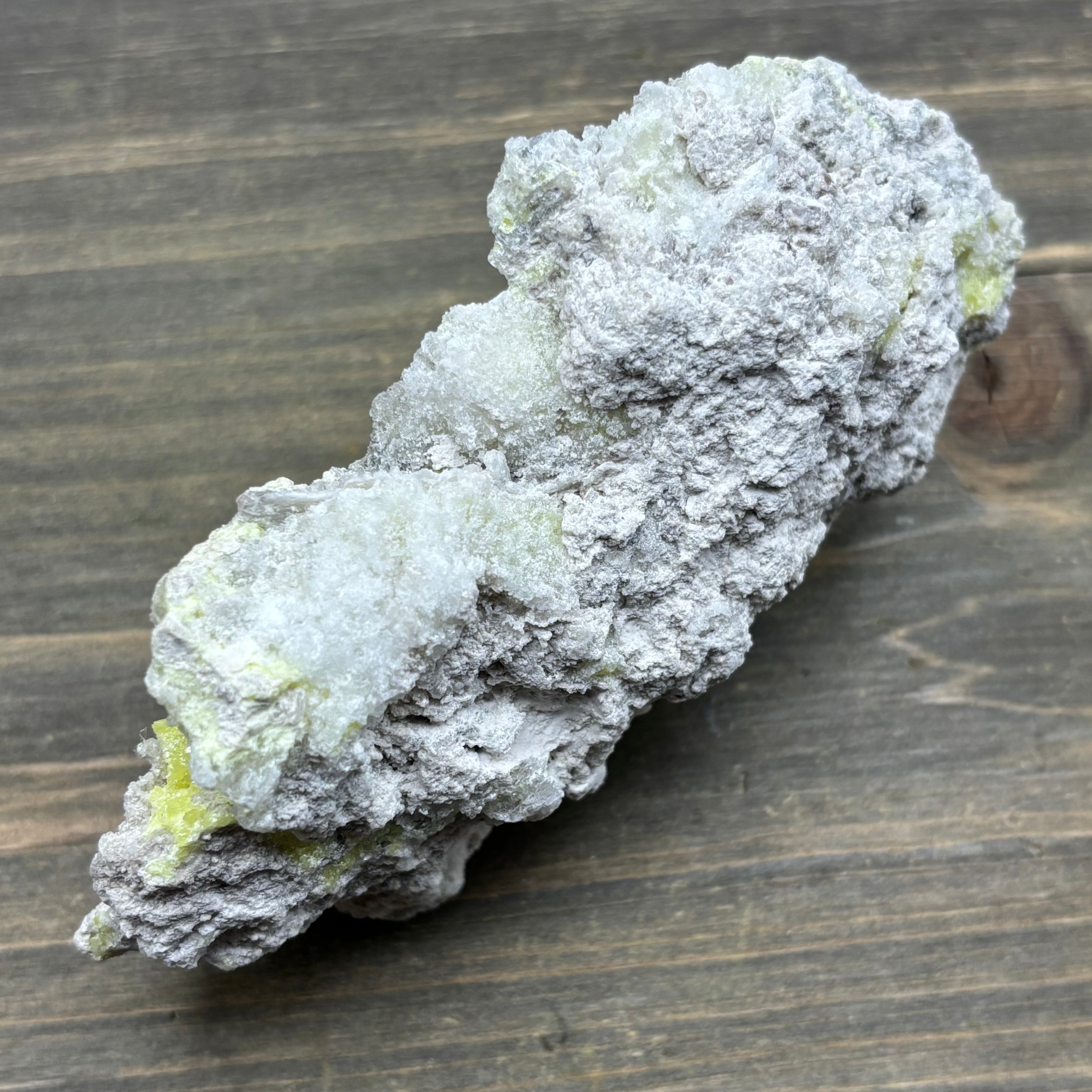 Sulfur on Quartz - 063