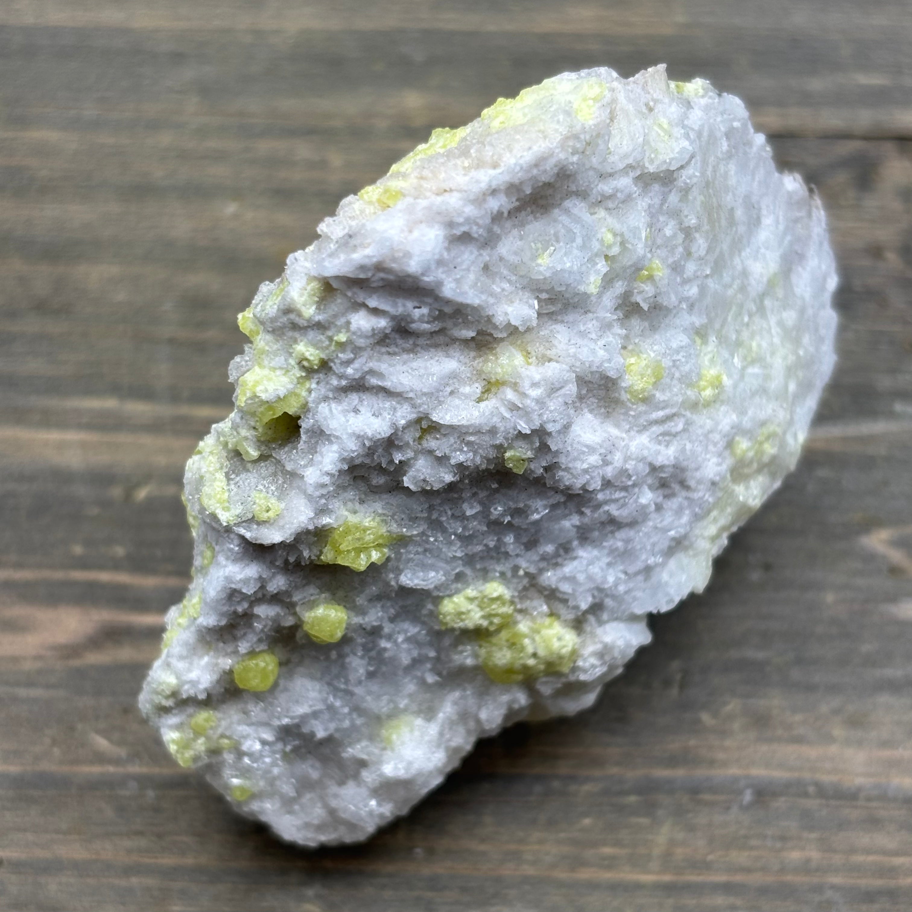 Sulfur on Quartz - 069