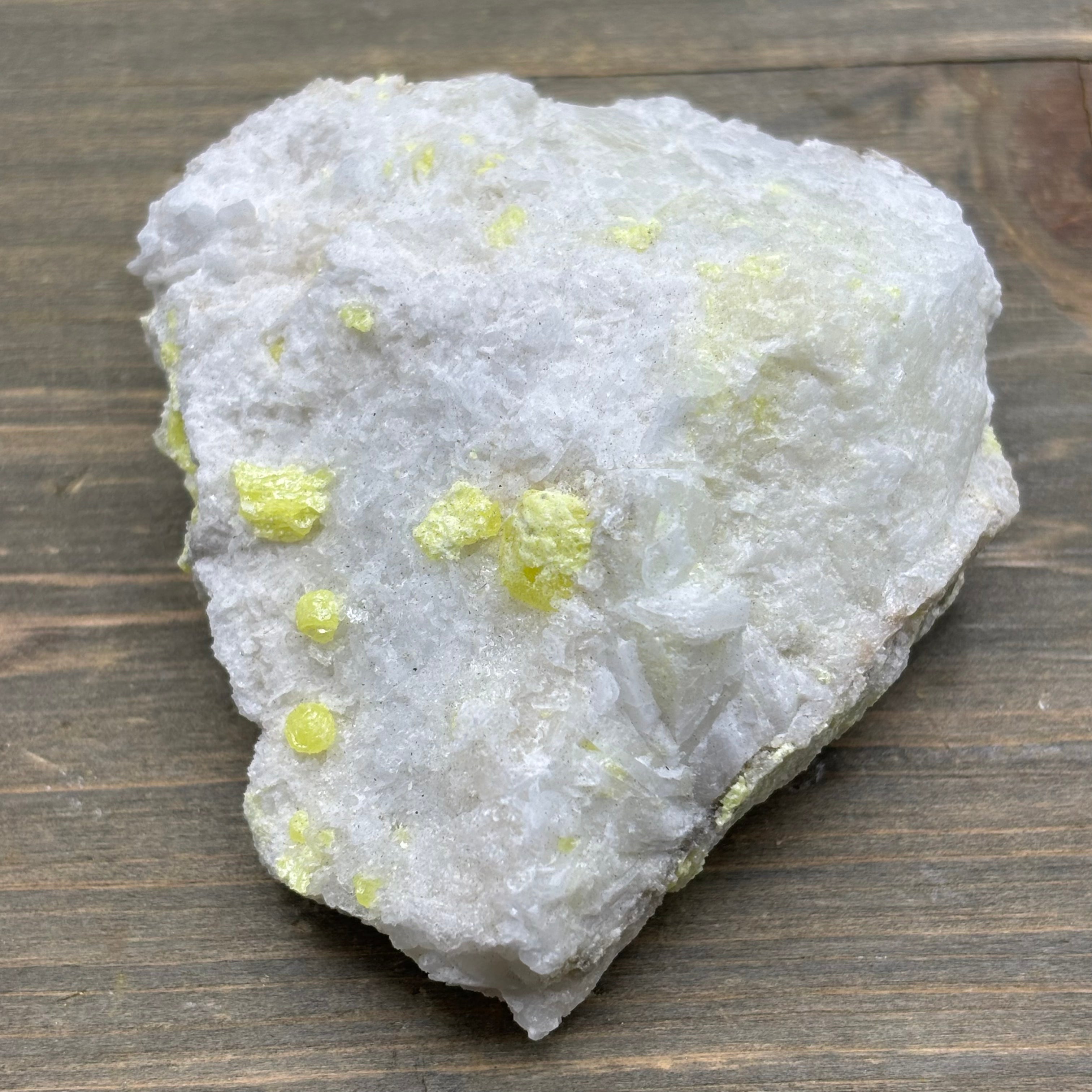 Sulfur on Quartz - 069