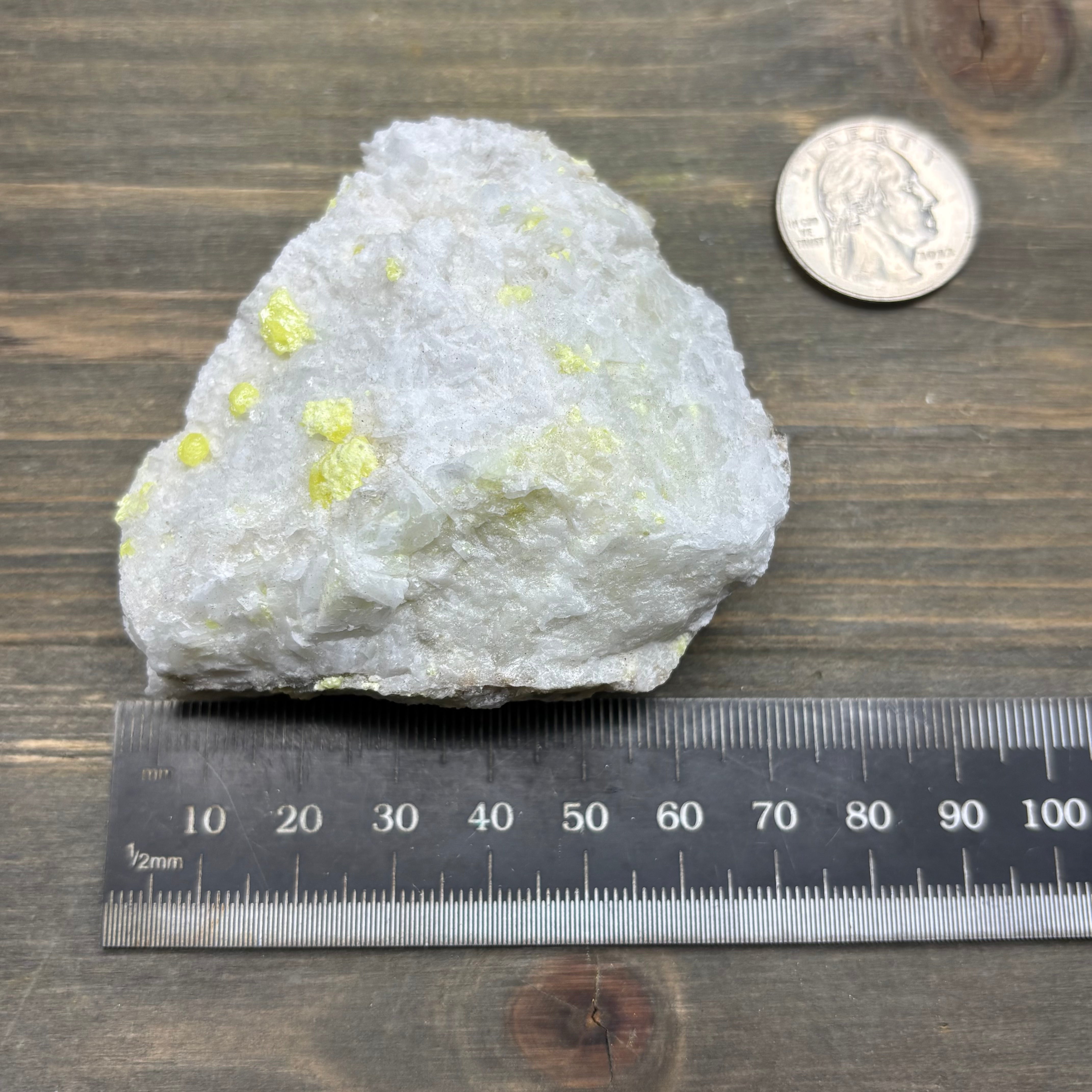 Sulfur on Quartz - 069