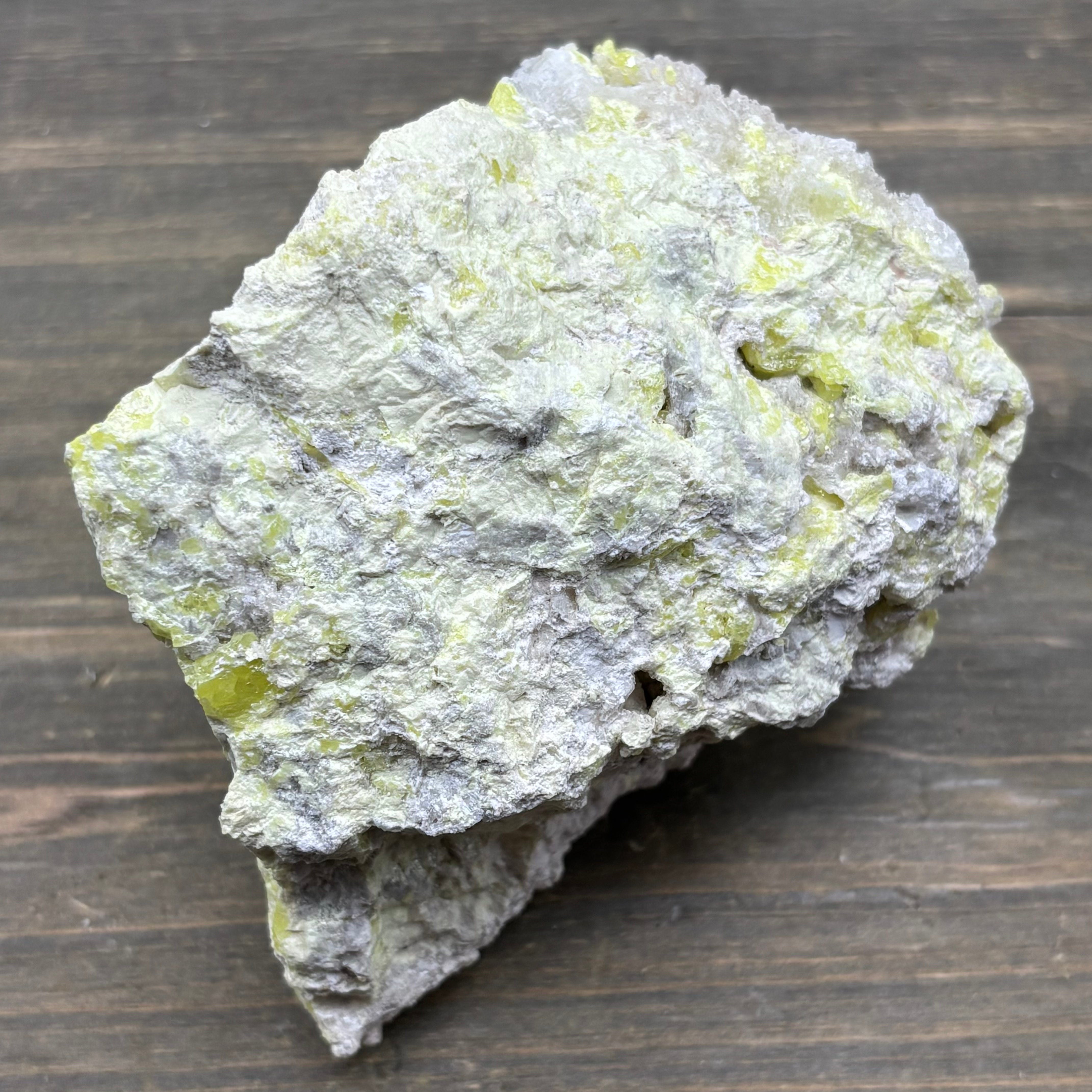 Sulfur on Quartz - 073