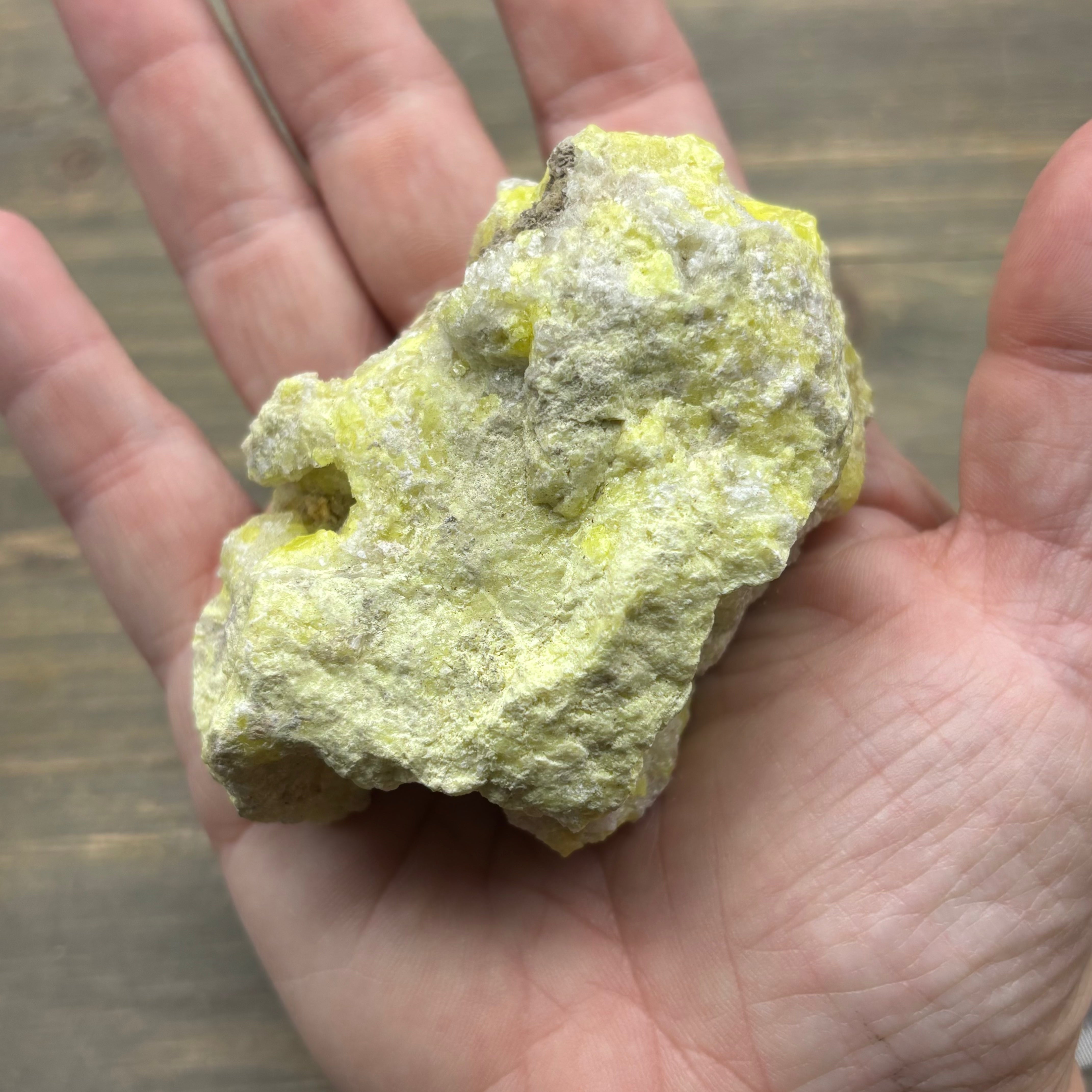 Sulfur on Quartz - 074