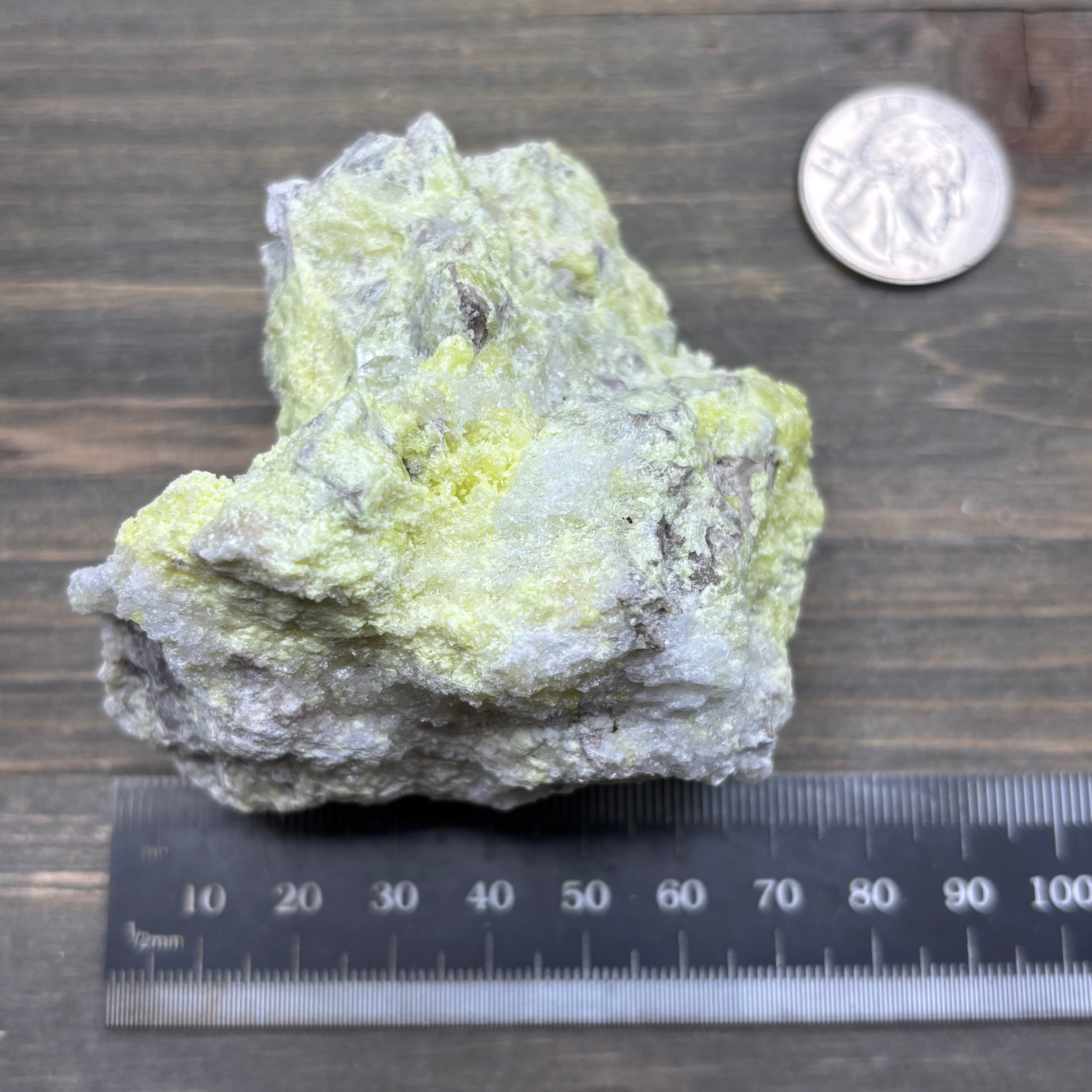 Sulfur on Quartz - 078