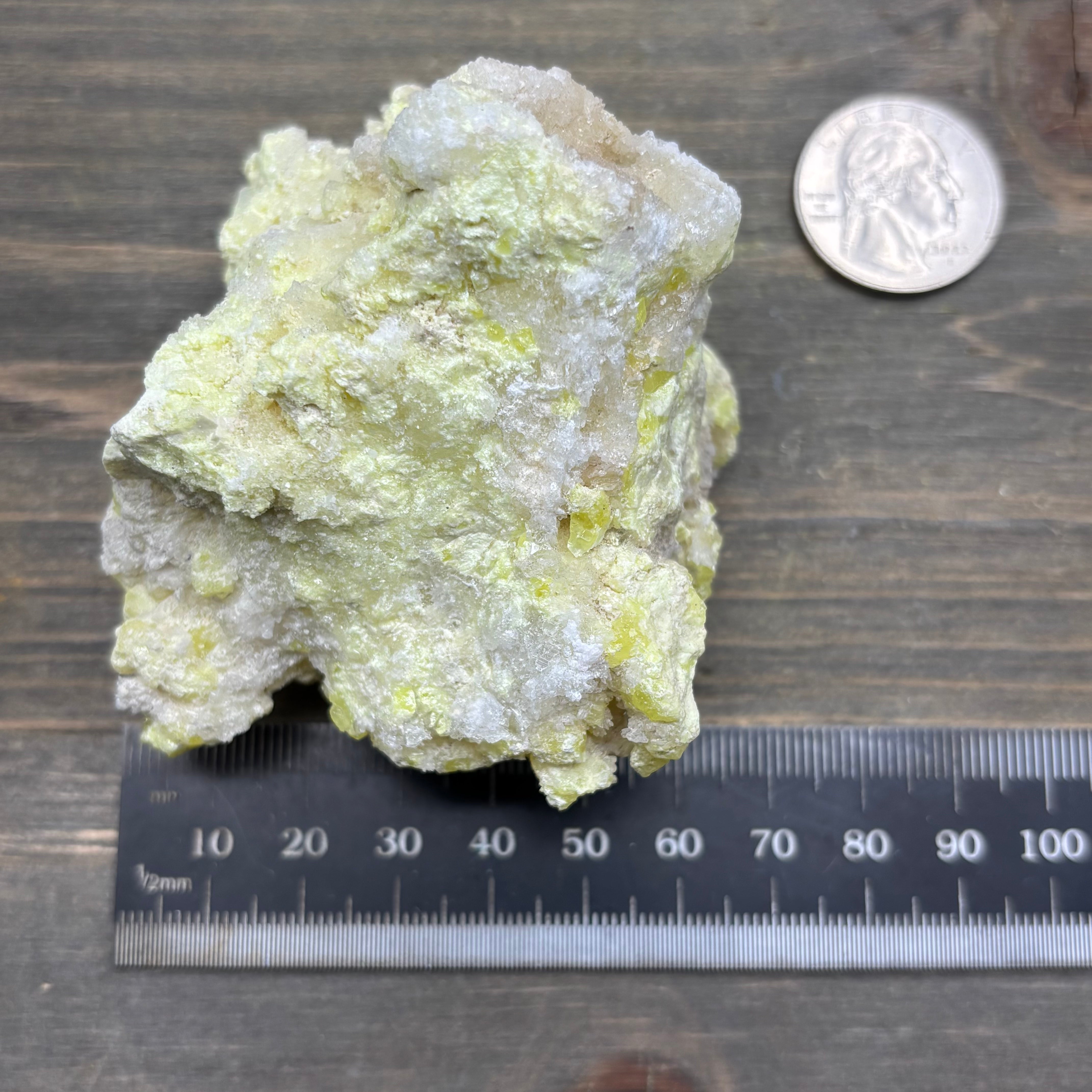 Sulfur on Quartz - 080