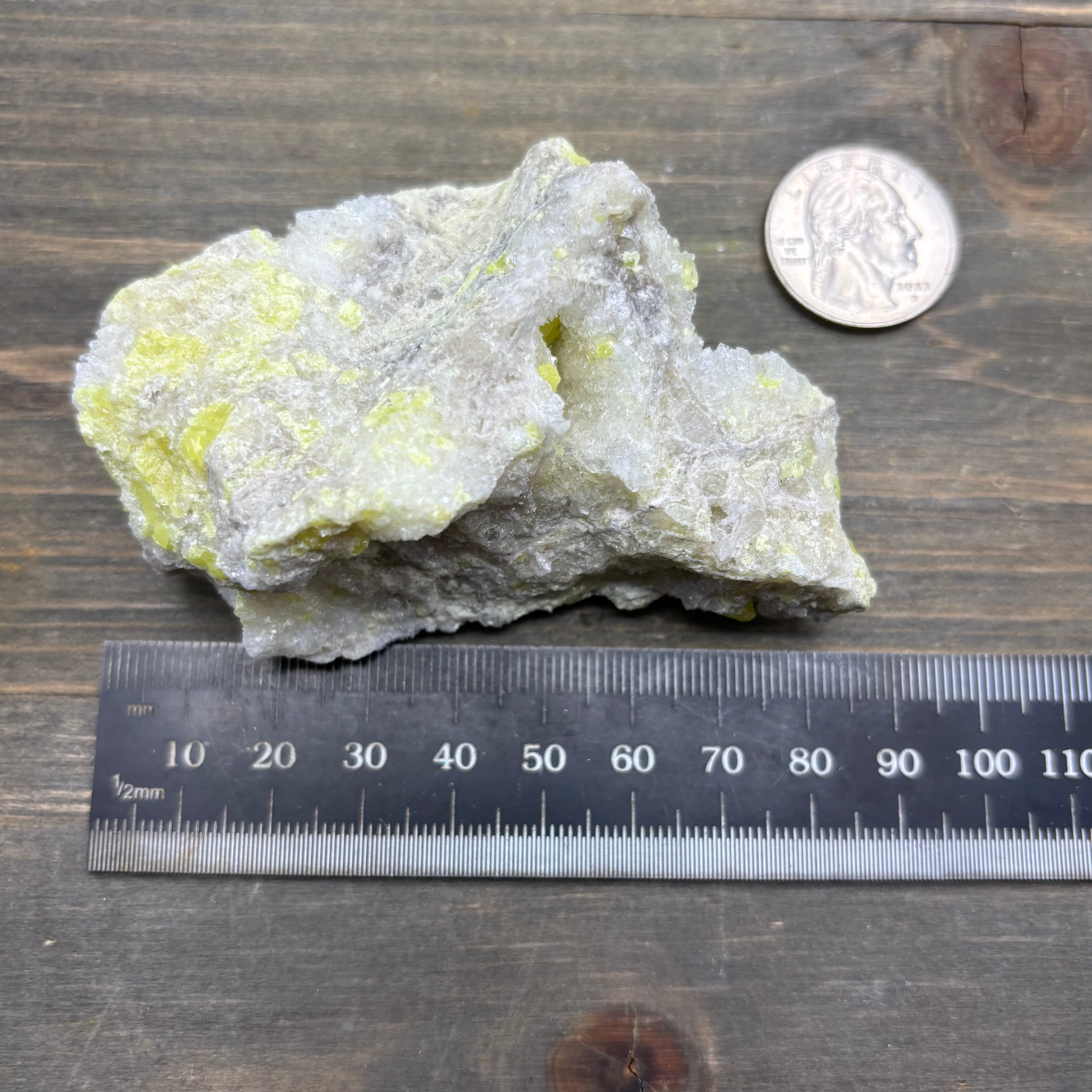 Sulfur on Quartz - 086