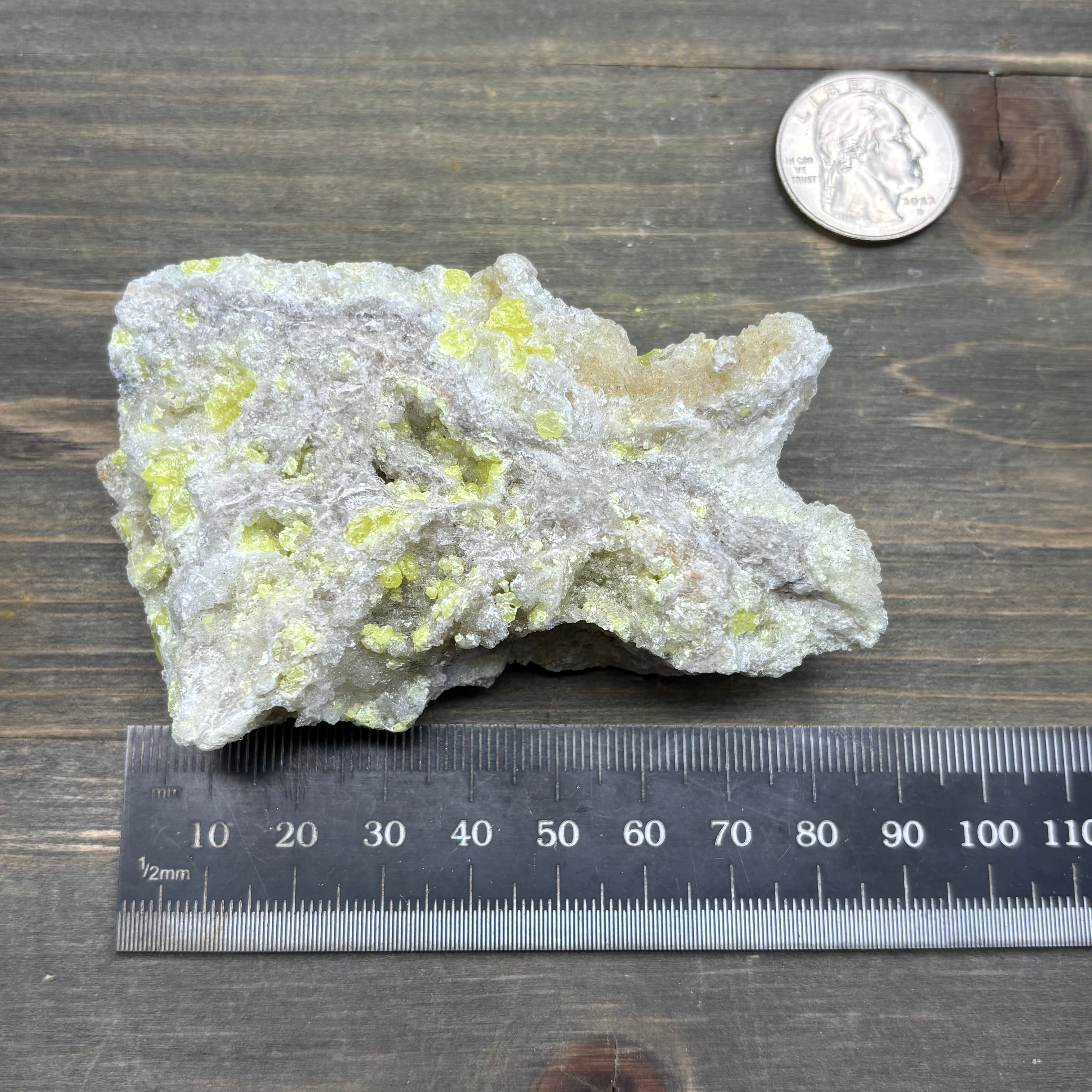 Sulfur on Quartz - 088