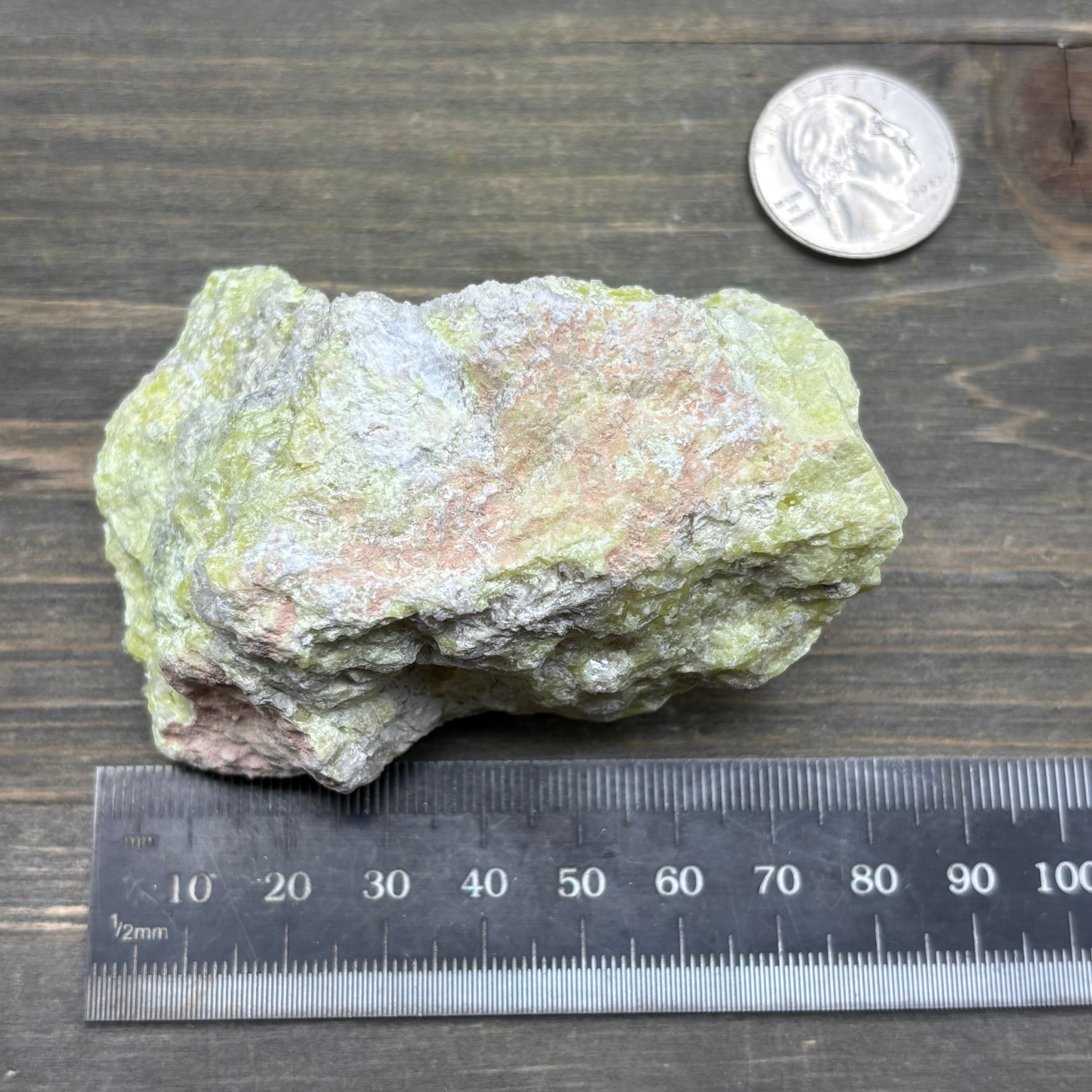 Sulfur on Quartz - 089