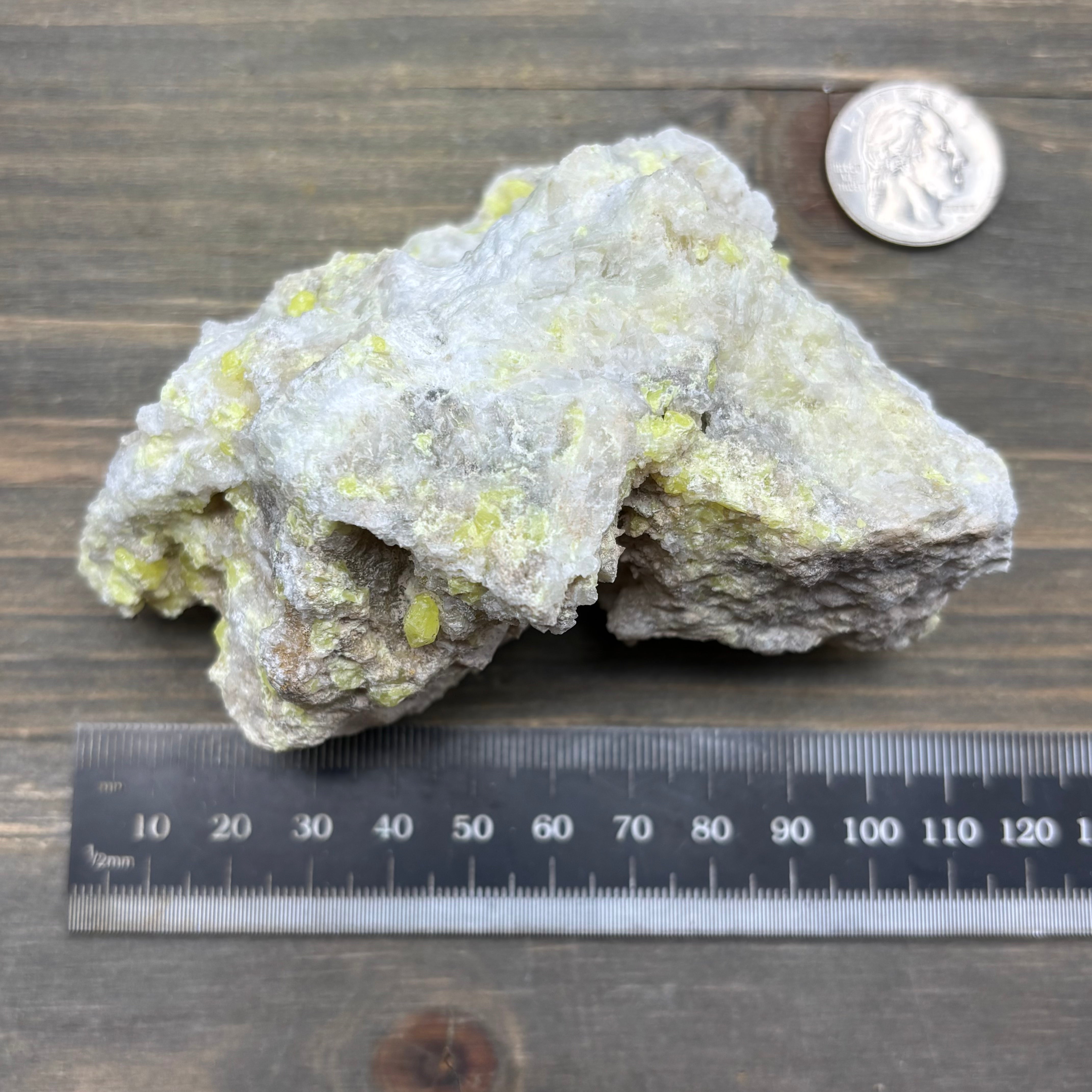 Sulfur on Quartz - 090