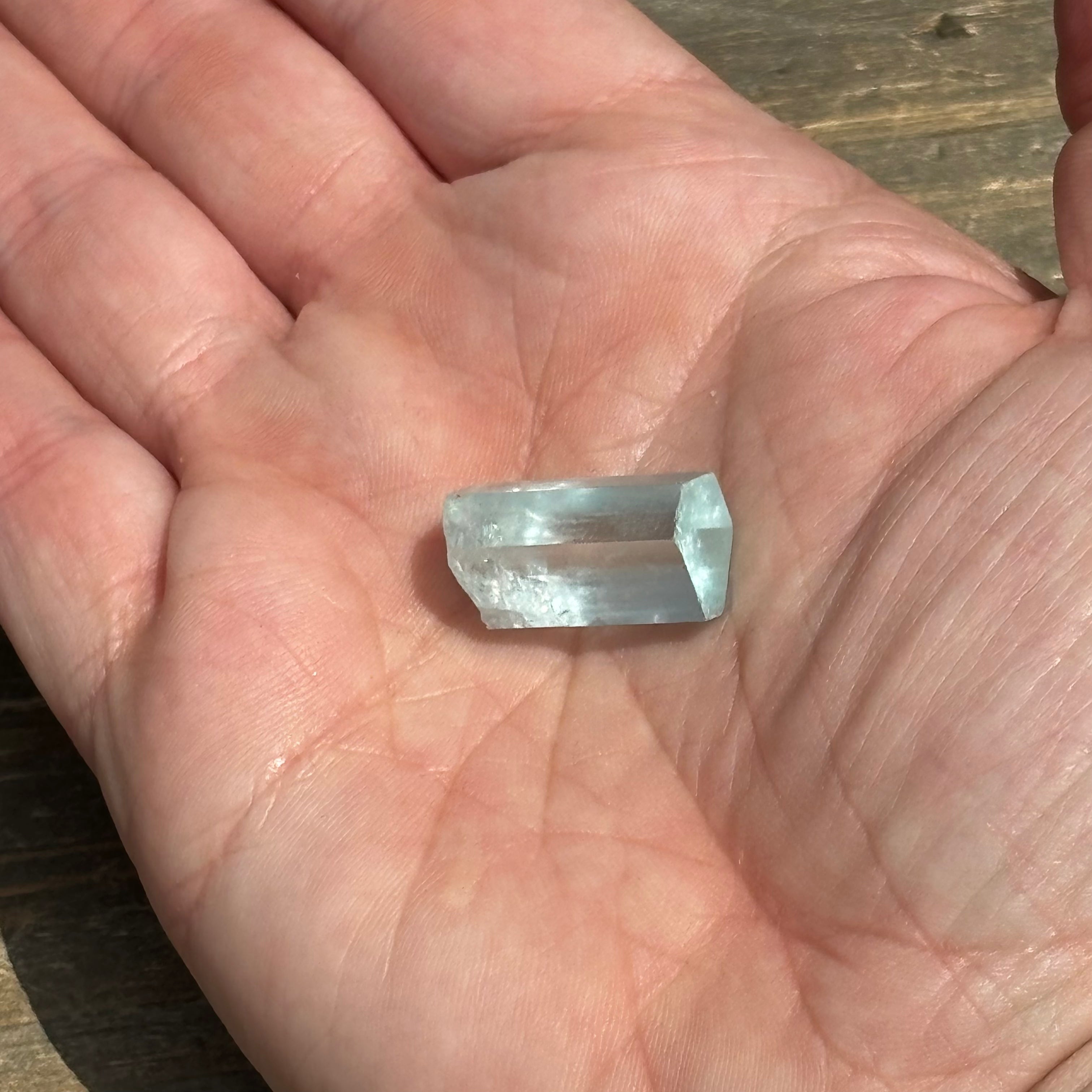 Aquamarine Gem Crystal - 047