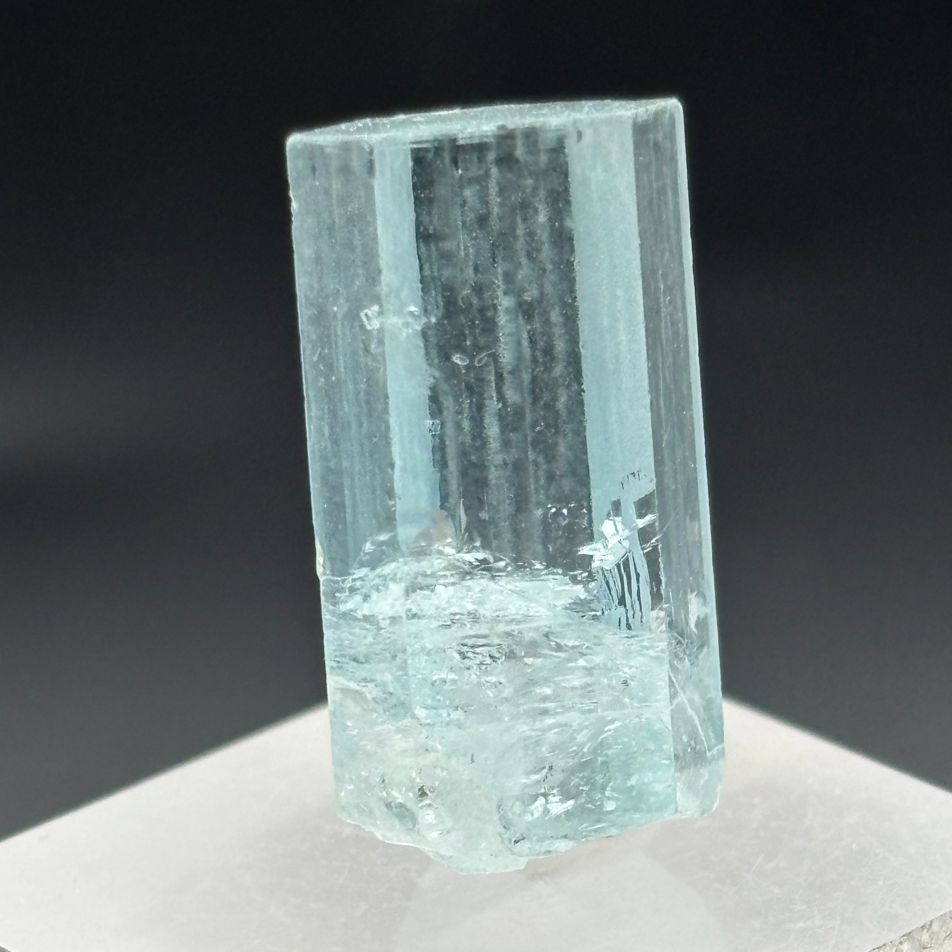 Aquamarine Gem Crystal - 047