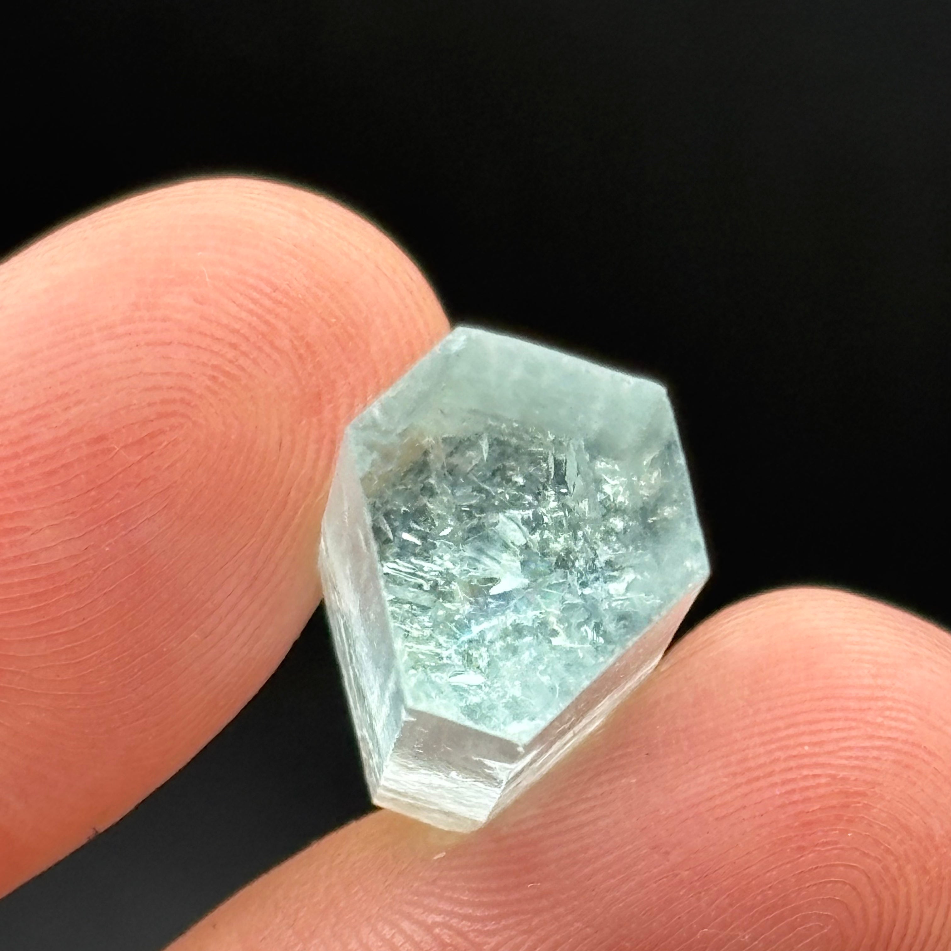 Aquamarine Gem Crystal - 047