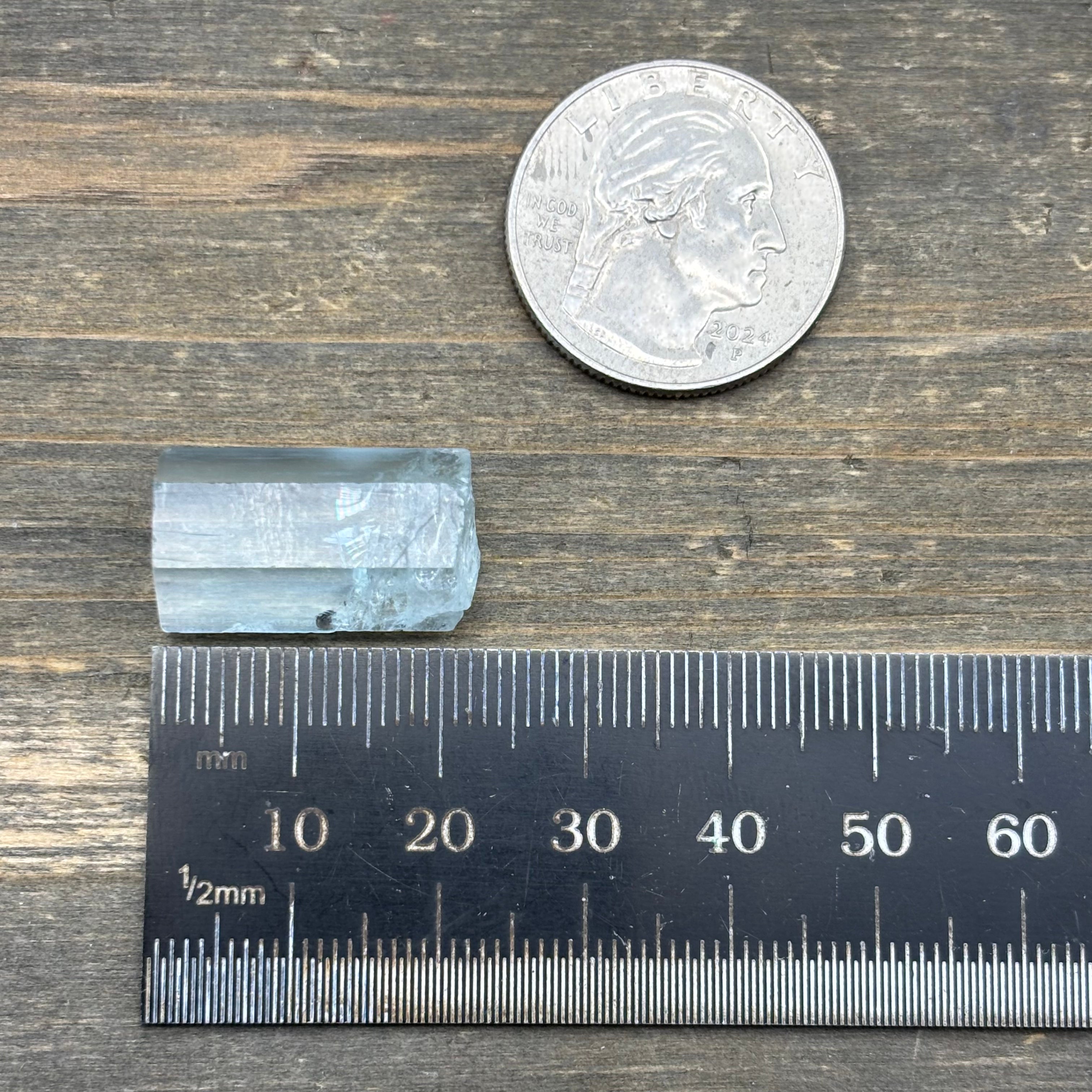 Aquamarine Gem Crystal - 047
