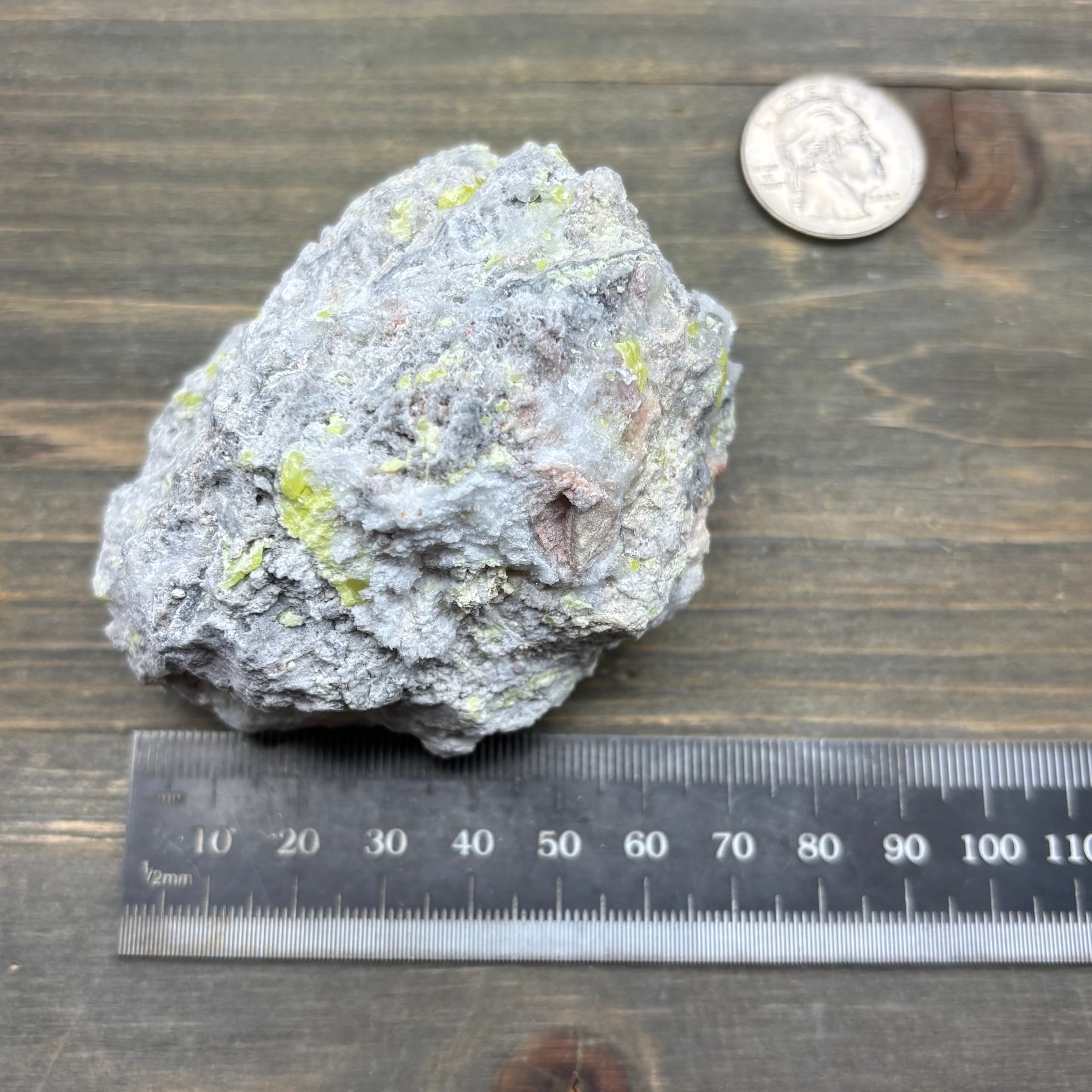 Sulfur on Quartz - 098