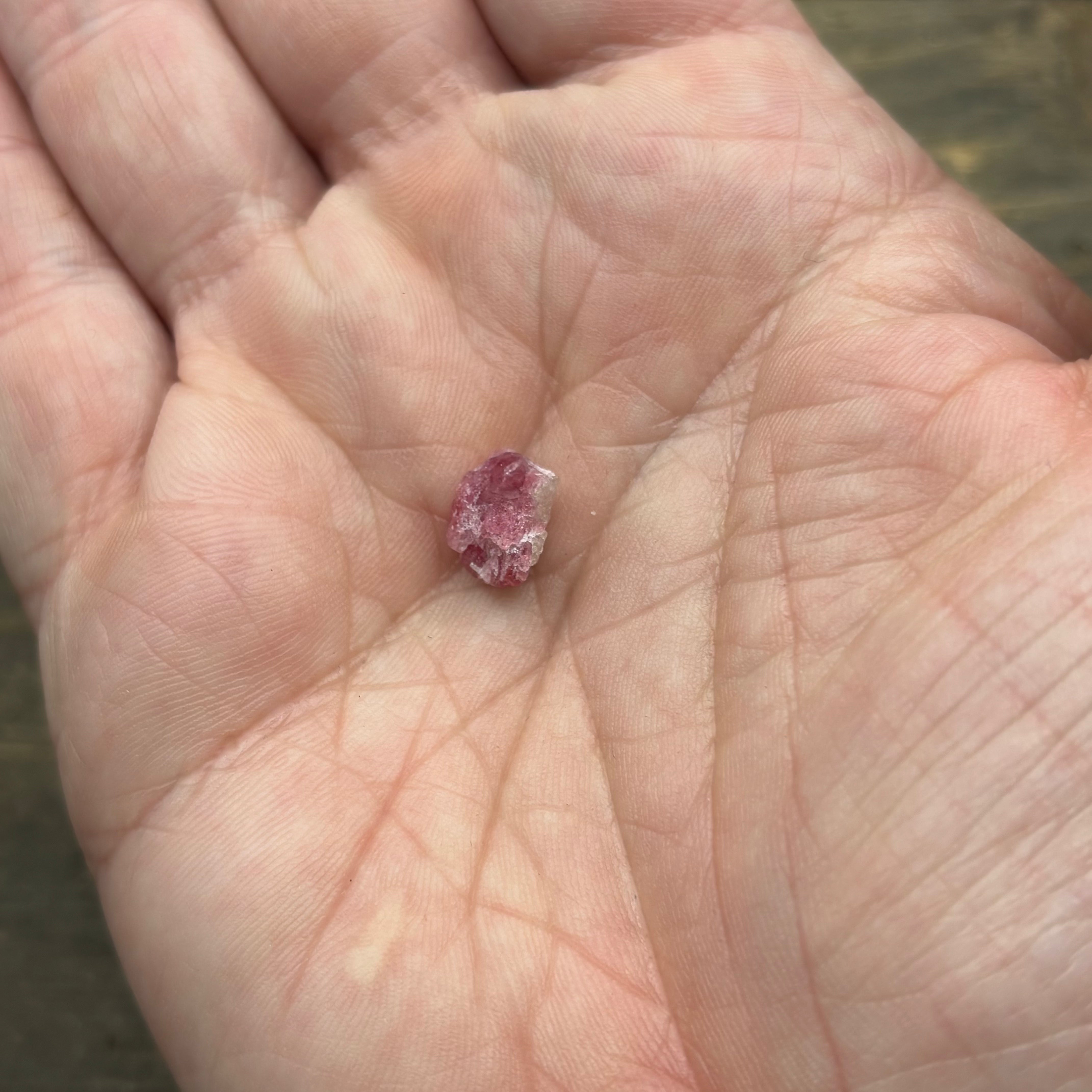 Raspberry Beryl (Pezzottaite) - 194