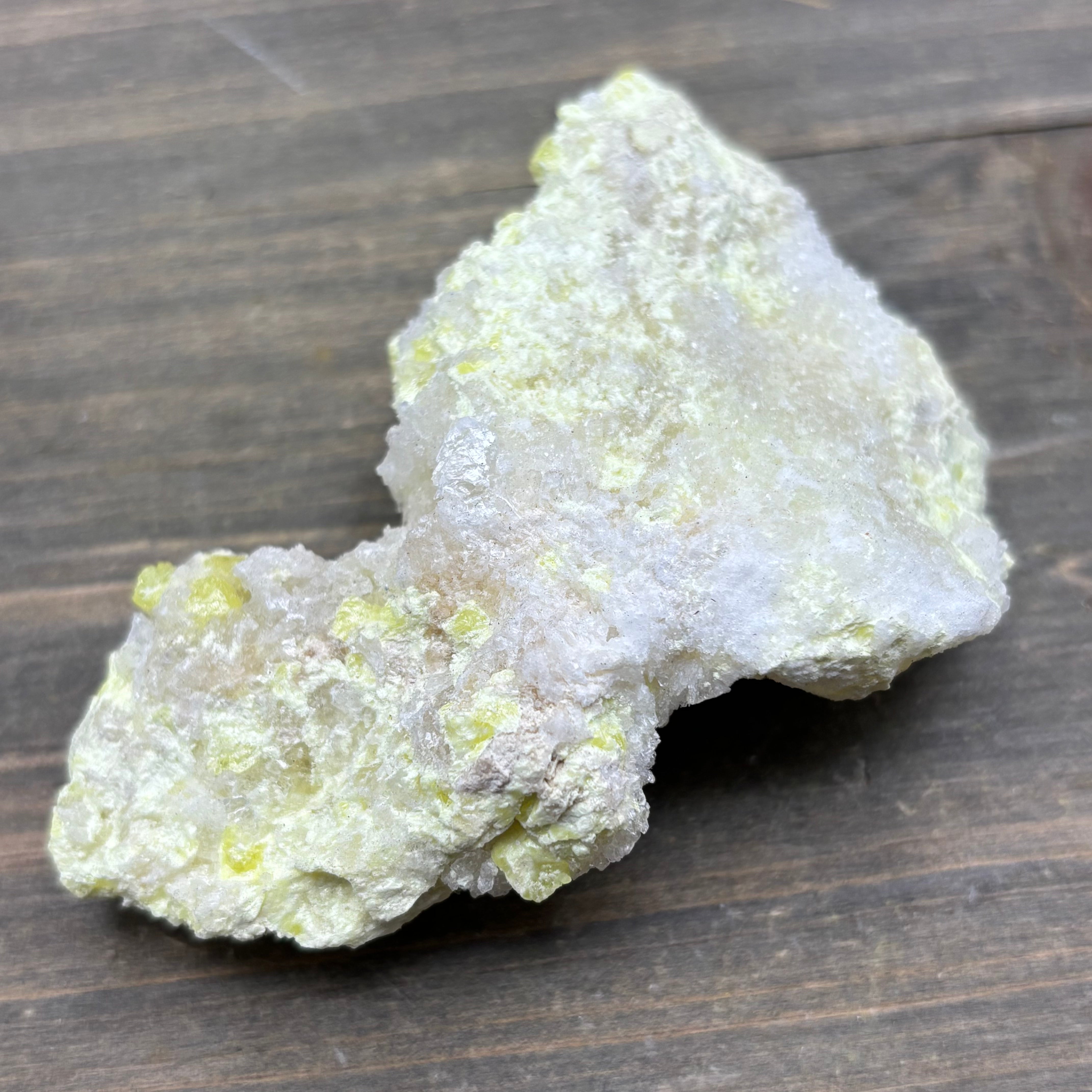 Sulfur on Quartz - 116