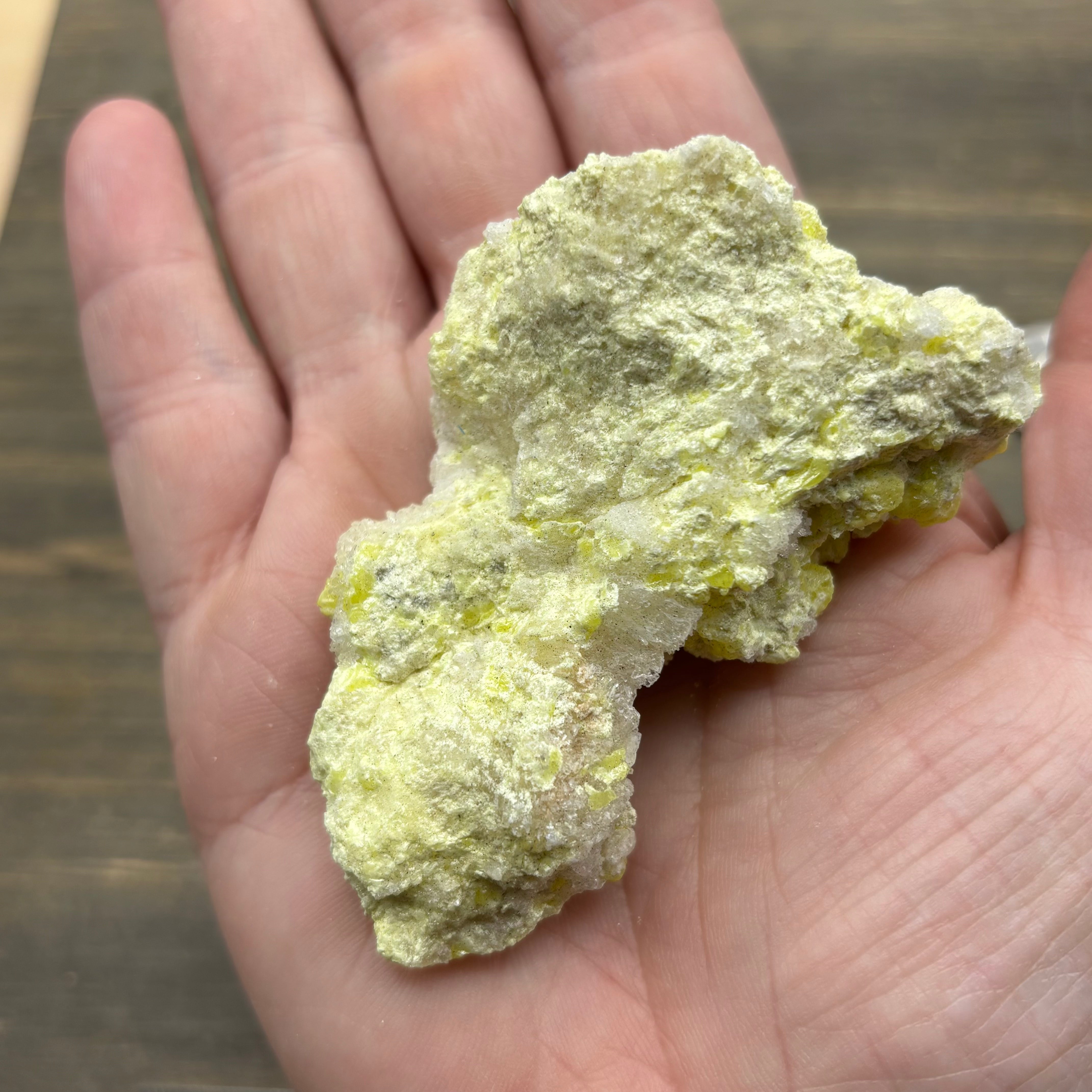 Sulfur on Quartz - 116
