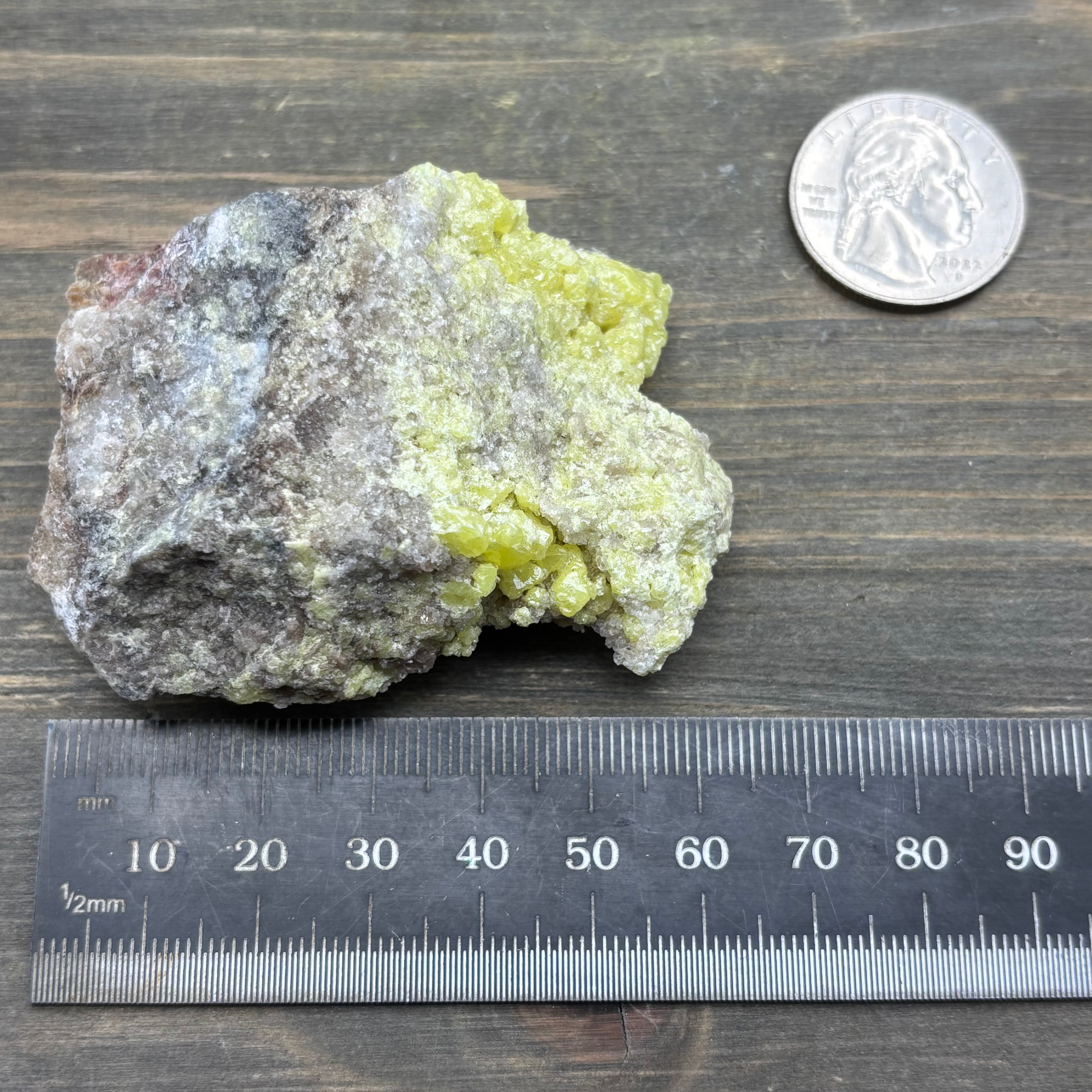 Sulfur on Quartz - 117
