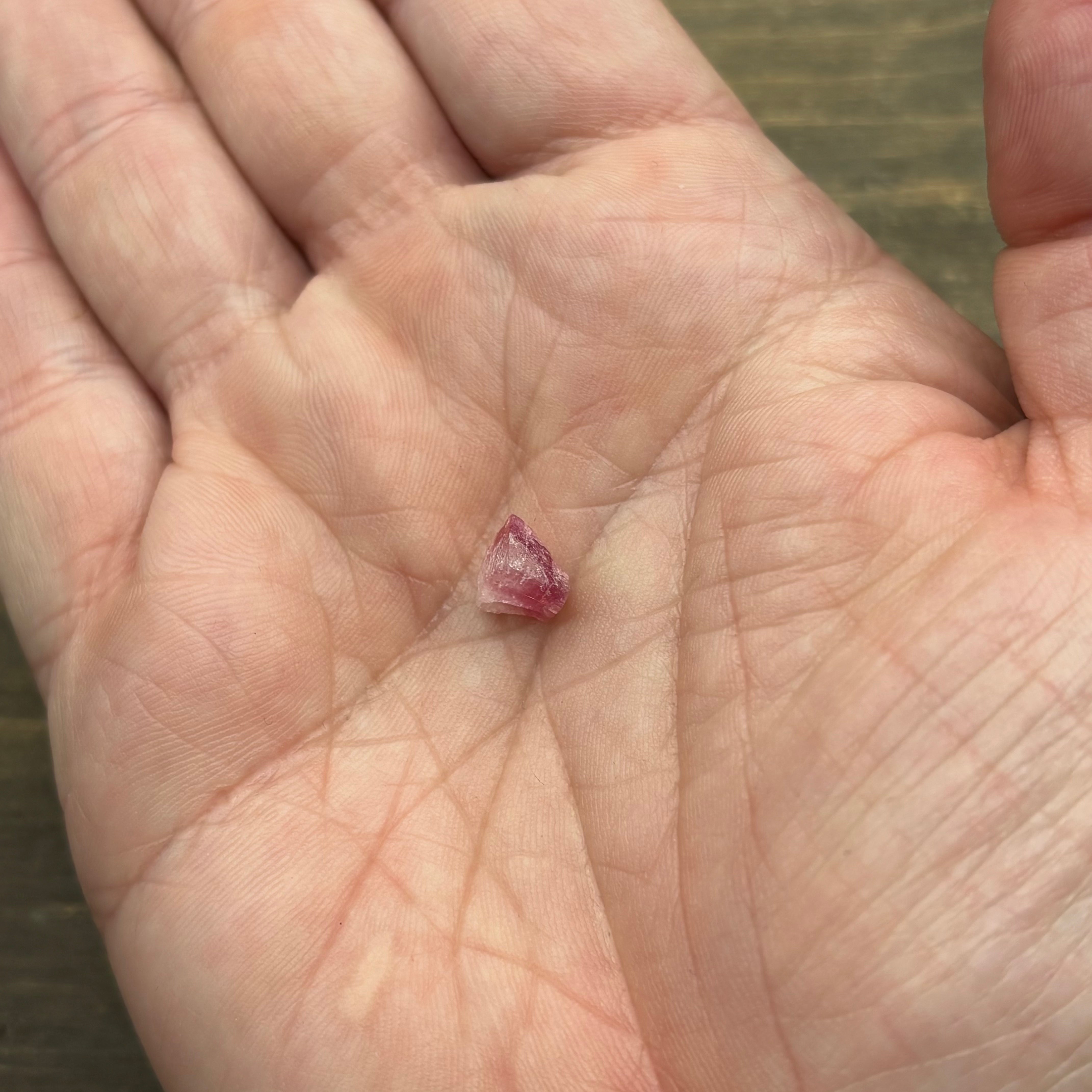 Raspberry Beryl (Pezzottaite) - 202