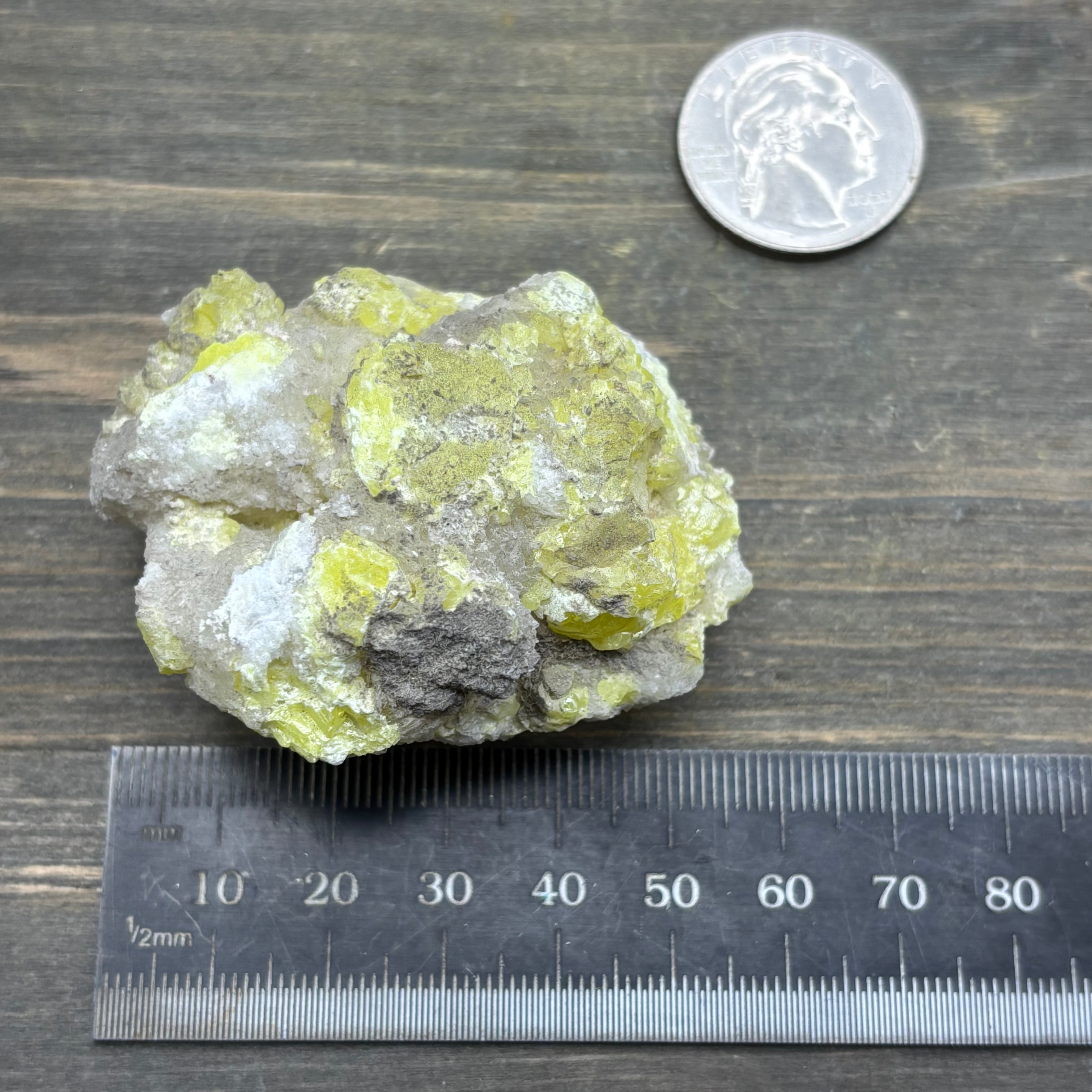 Sulfur on Quartz - 120