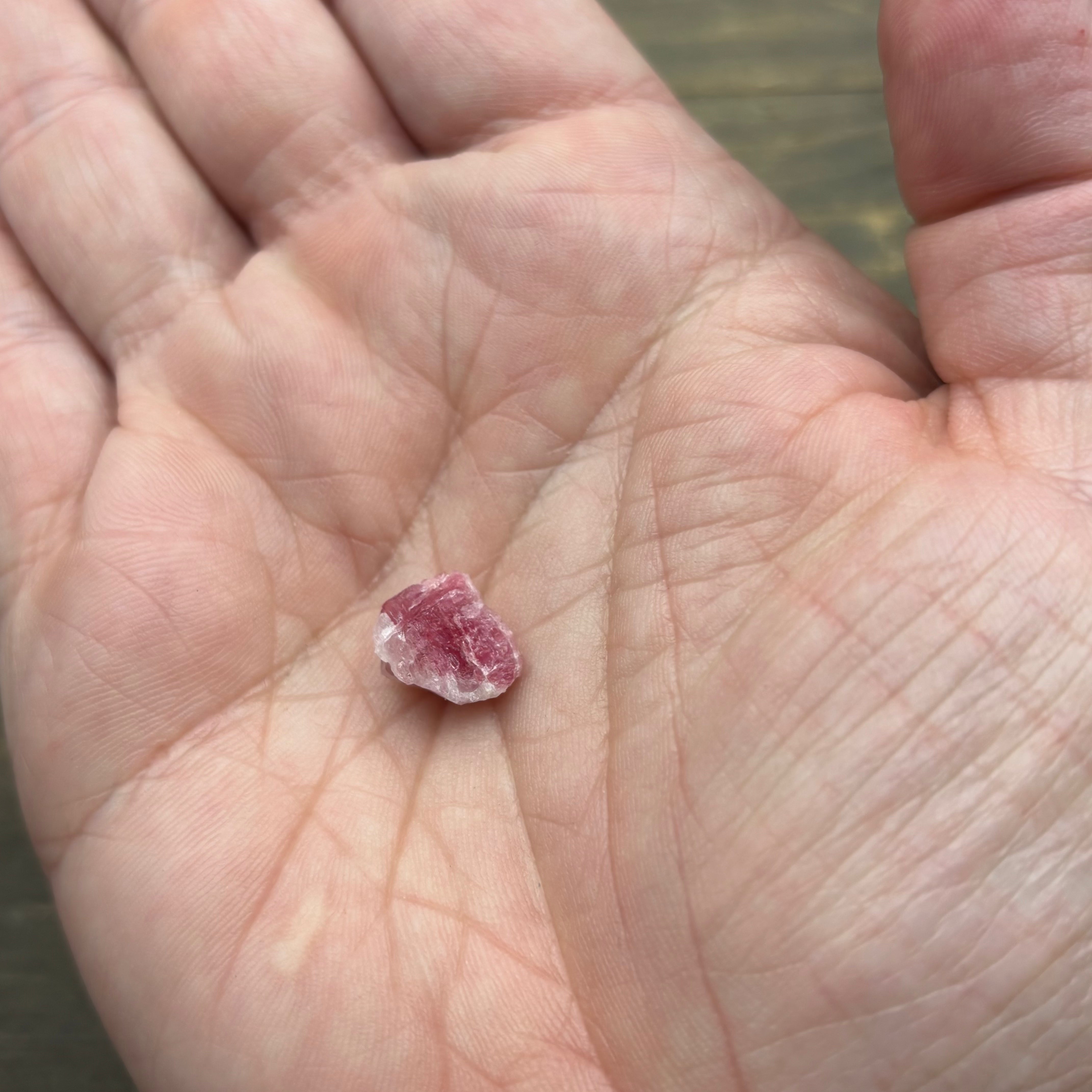 Raspberry Beryl (Pezzottaite) - 208