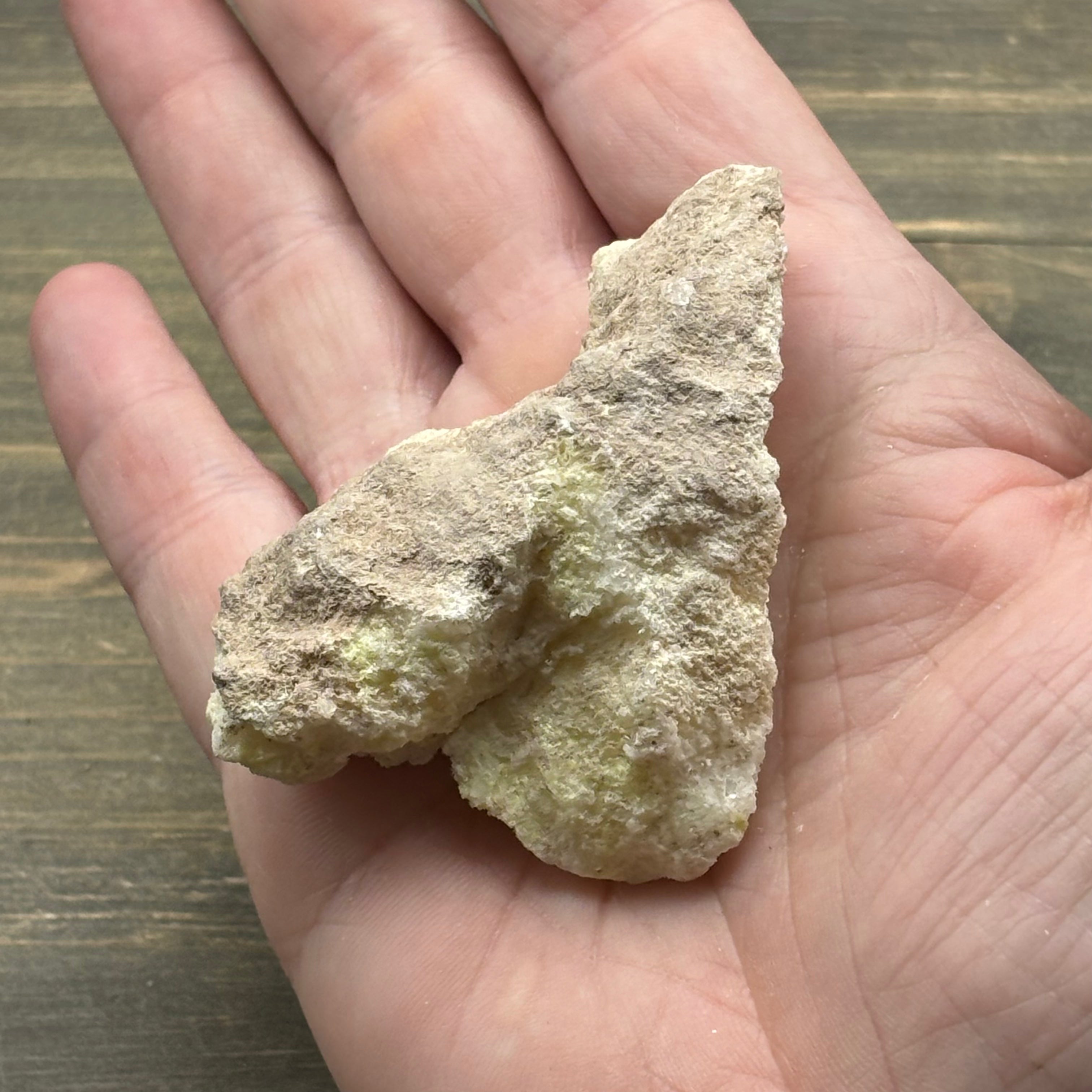Sulfur on Quartz - 125